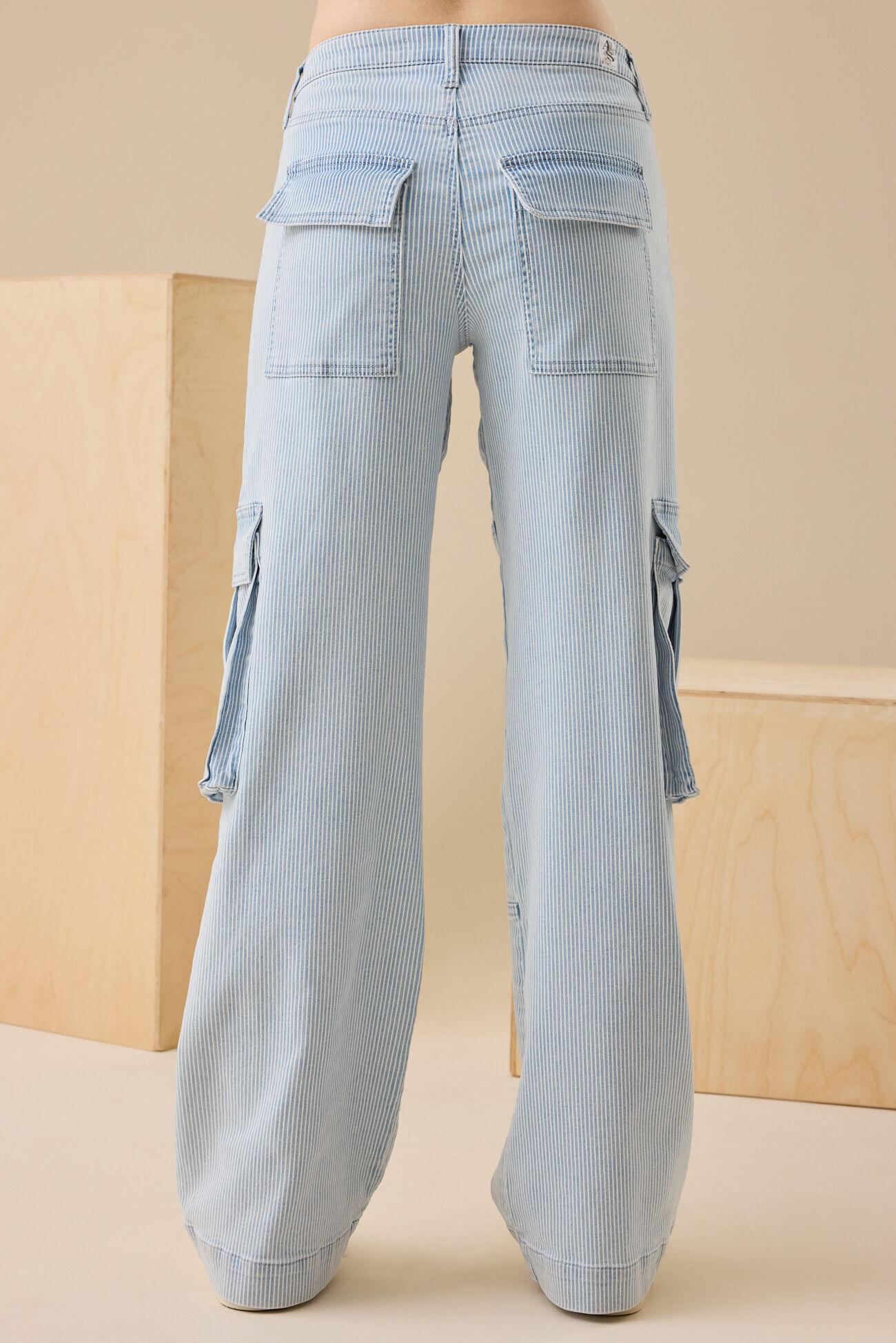 Carson Cargo Pant Product Image
