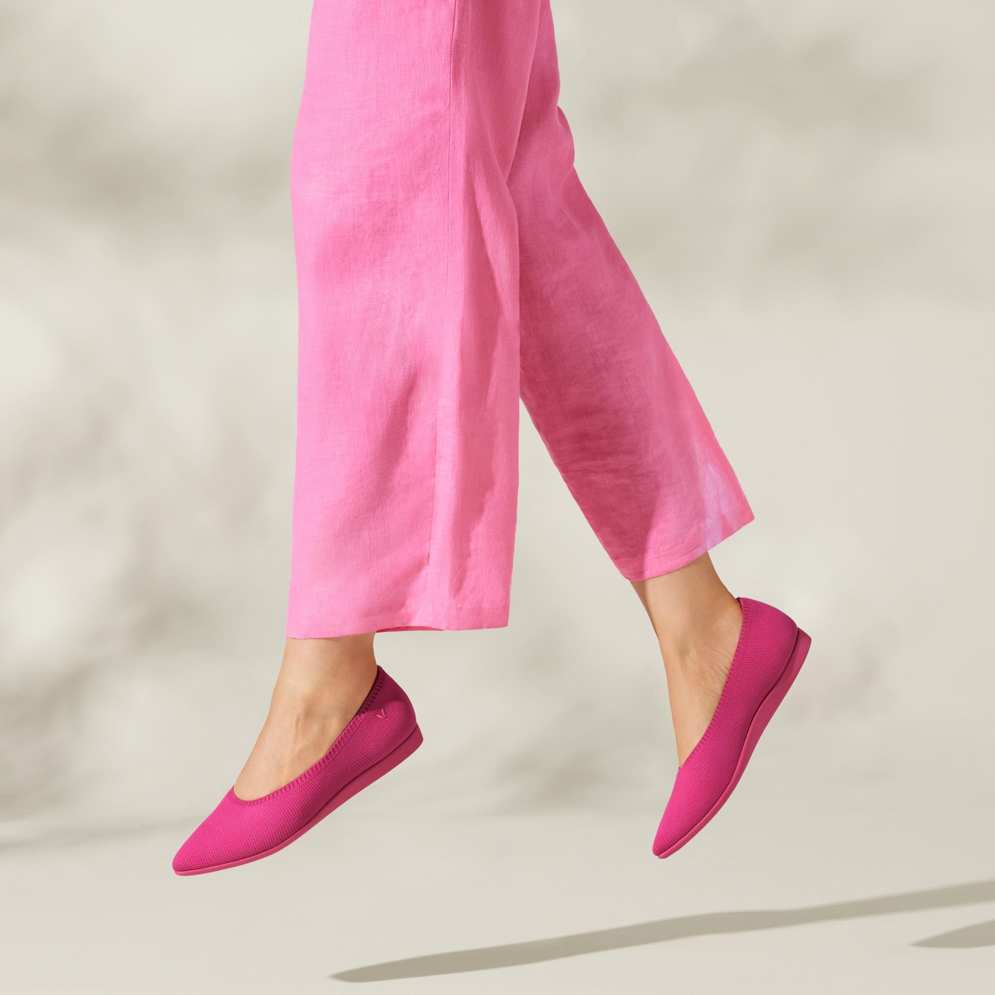 Lightweight Pointed-Ballet Flats (Aria Walker) Product Image