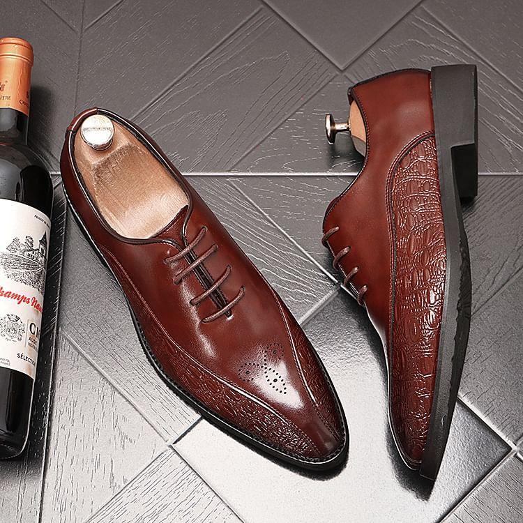 Lace-Up Oxford Shoes Product Image