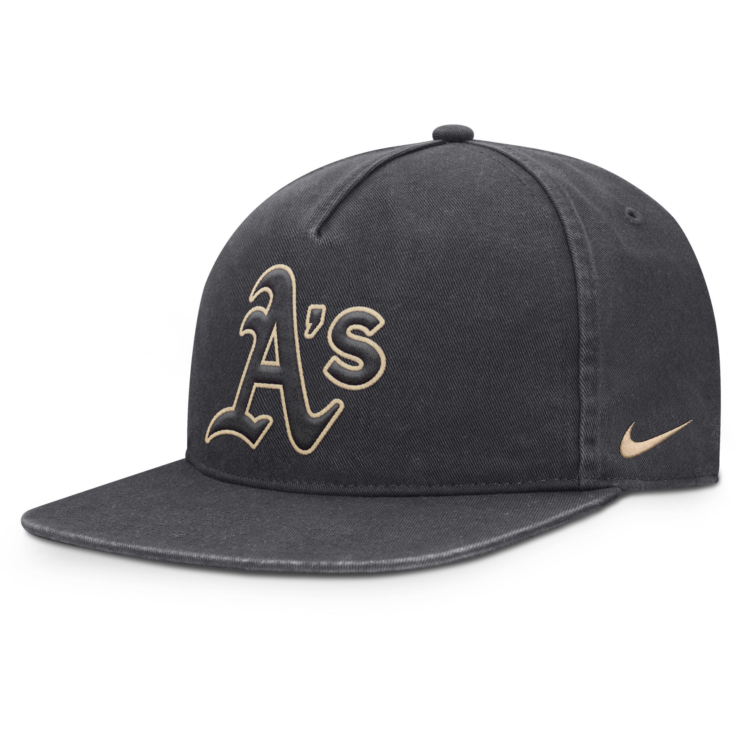 Athletics Pro Nike Men's MLB Adjustable Hat Product Image