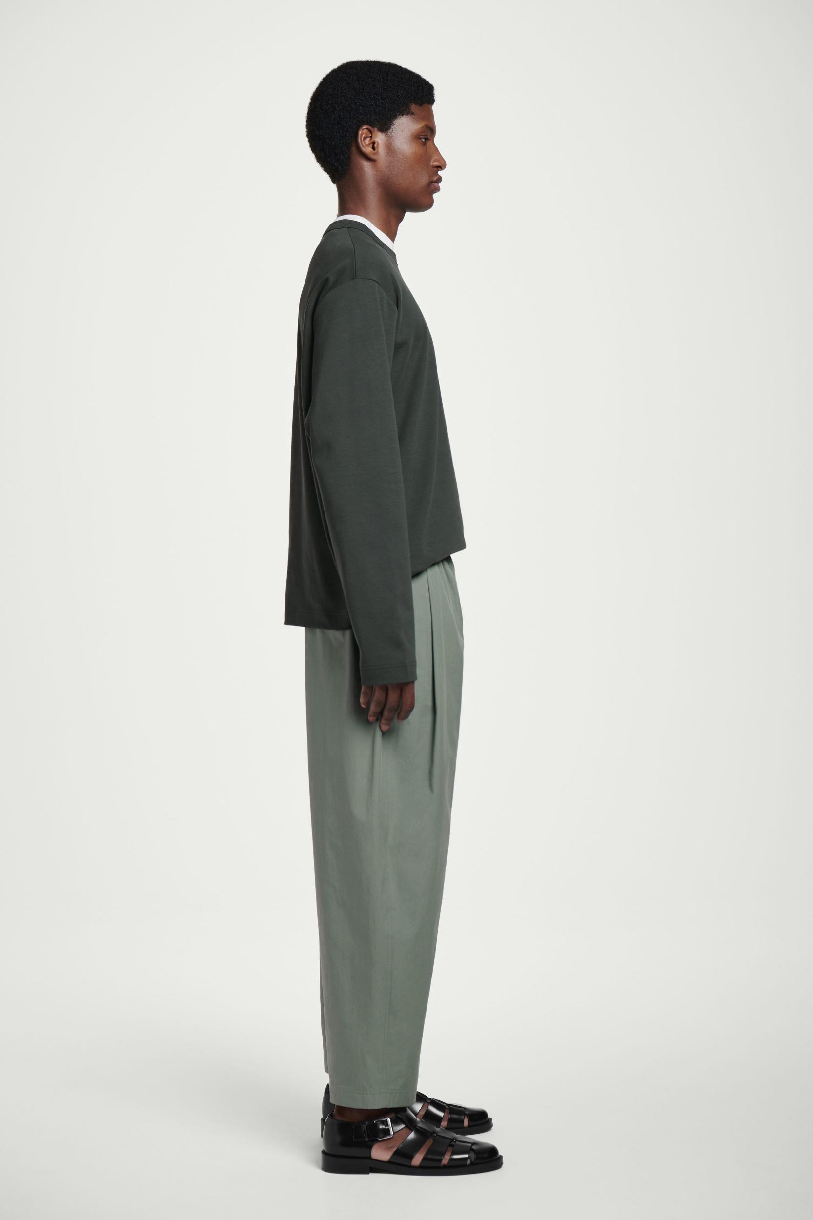 CROPPED ELASTICATED WIDE-LEG PANTS Product Image