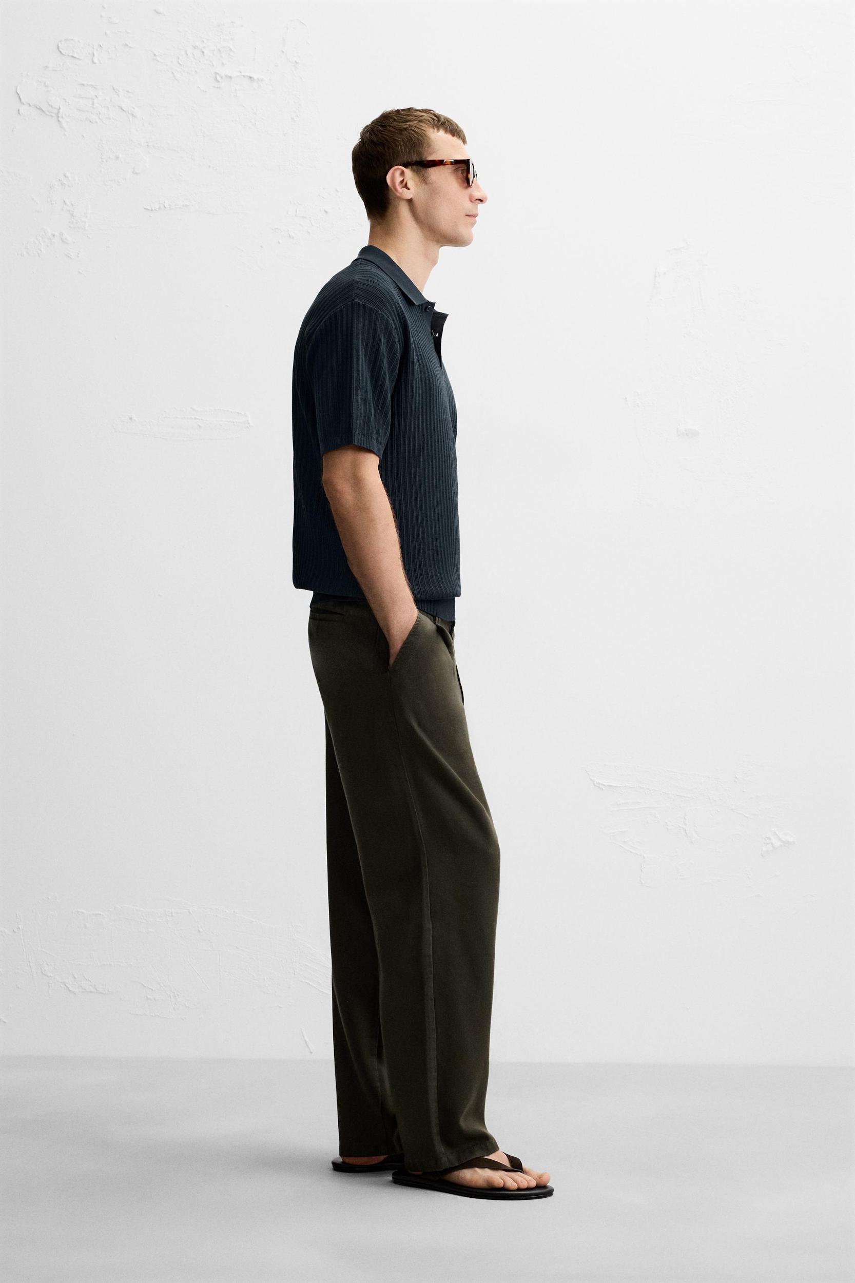 VERTICAL TEXTURED KNIT POLO SHIRT Product Image