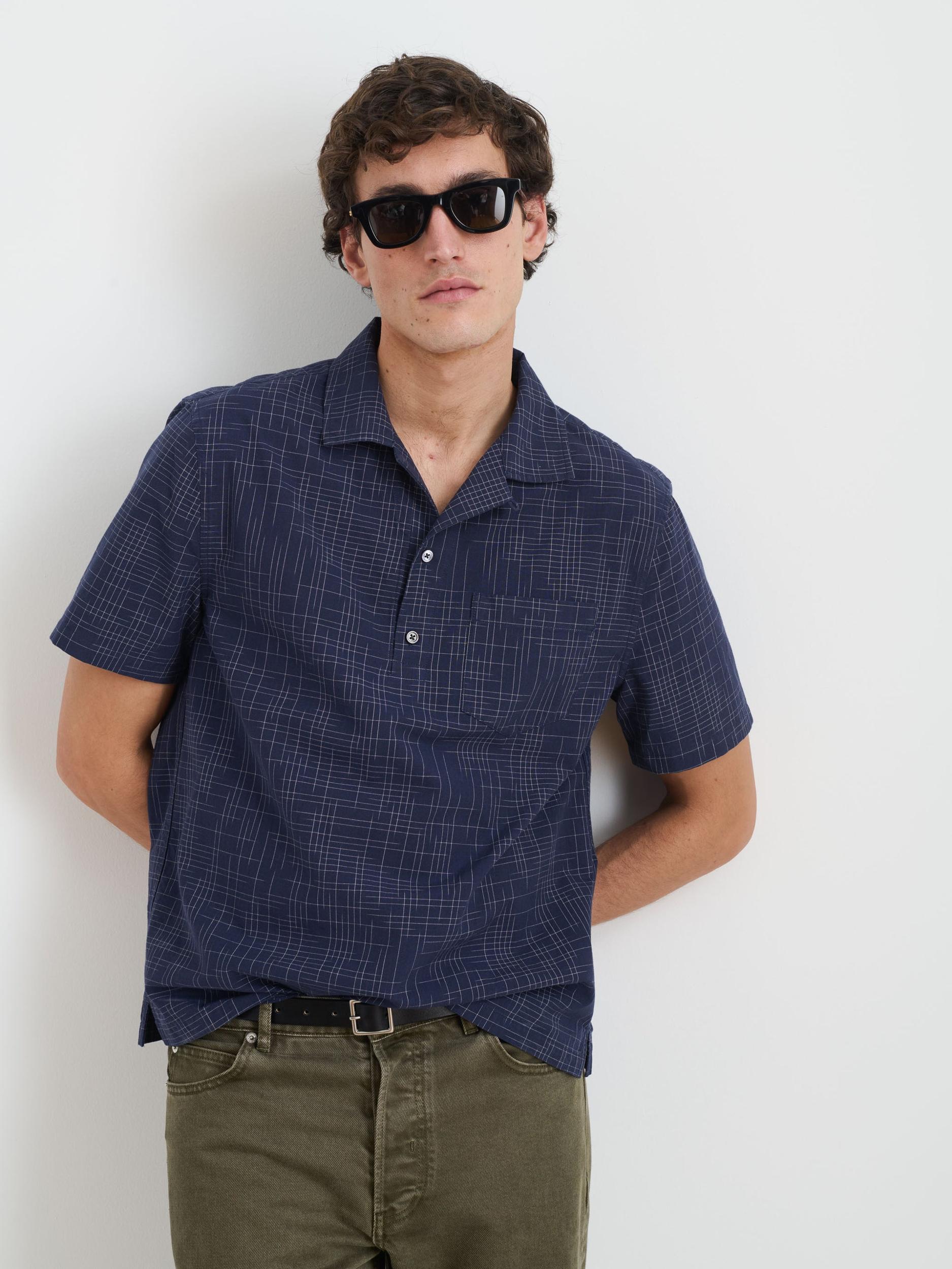 Som Short Sleeve Popover In Cotton Product Image