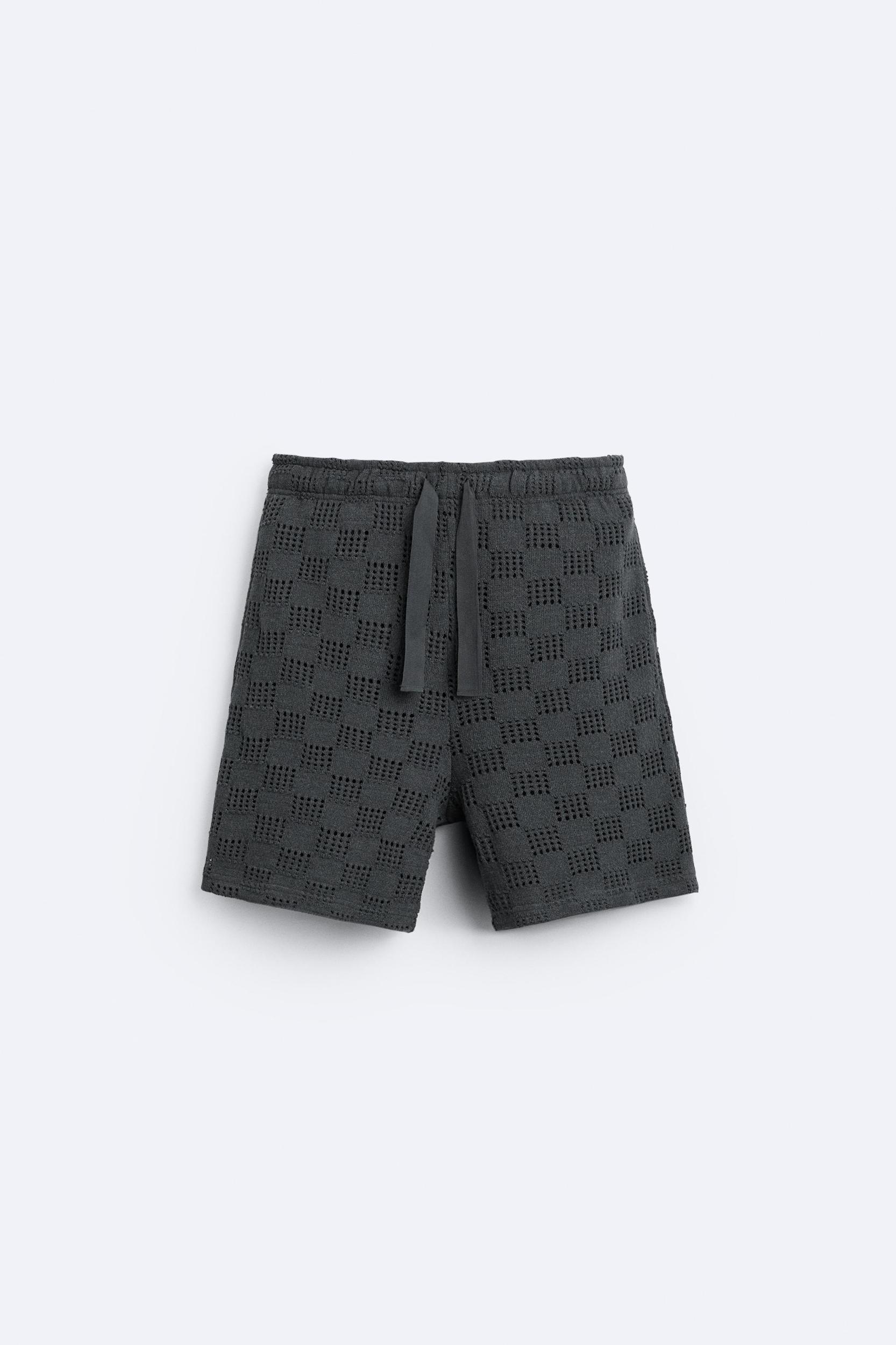 GEOMETRIC JACQUARD SHORTS Product Image