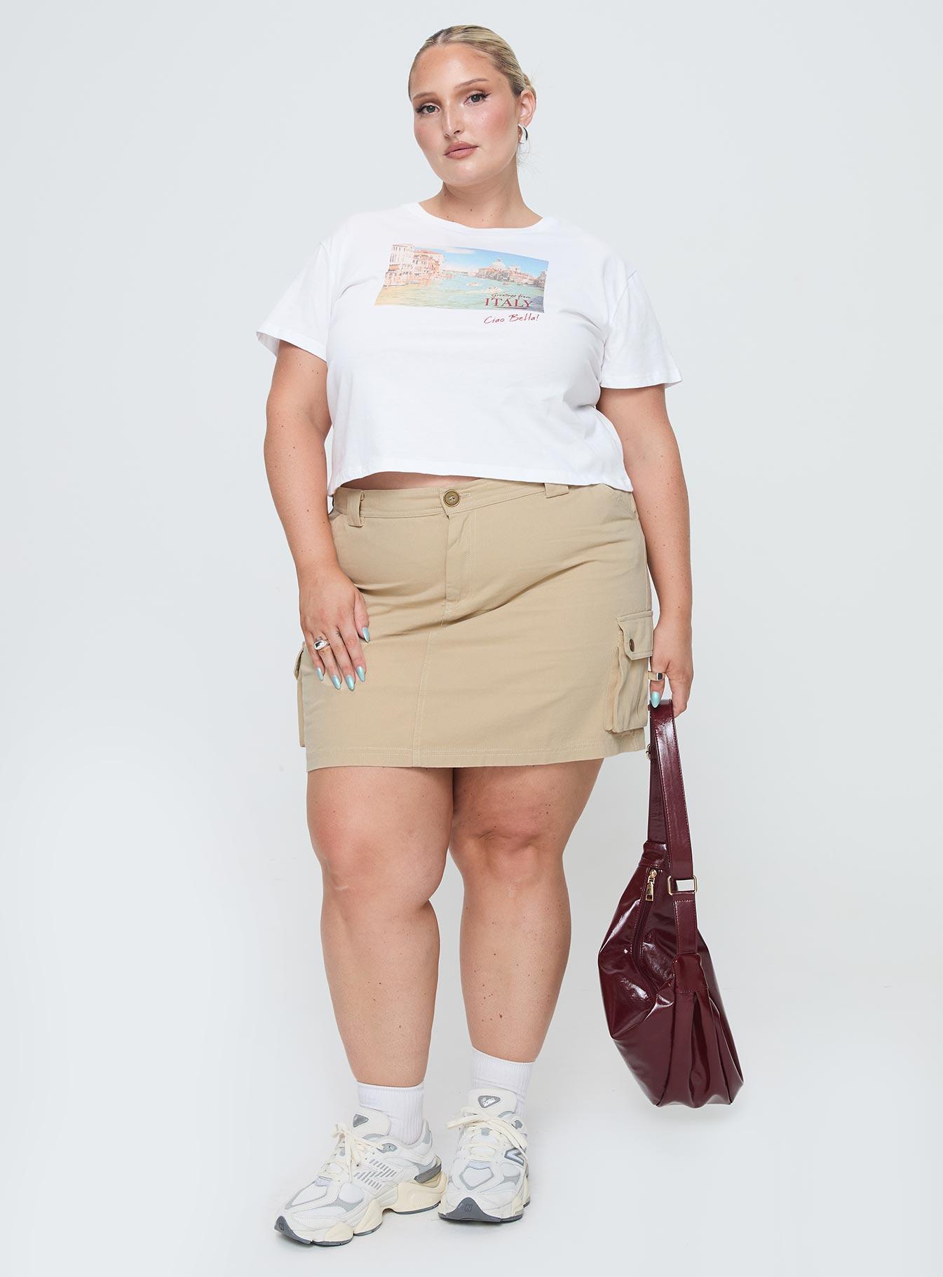 Italy Love Tee Ivory Curve Product Image