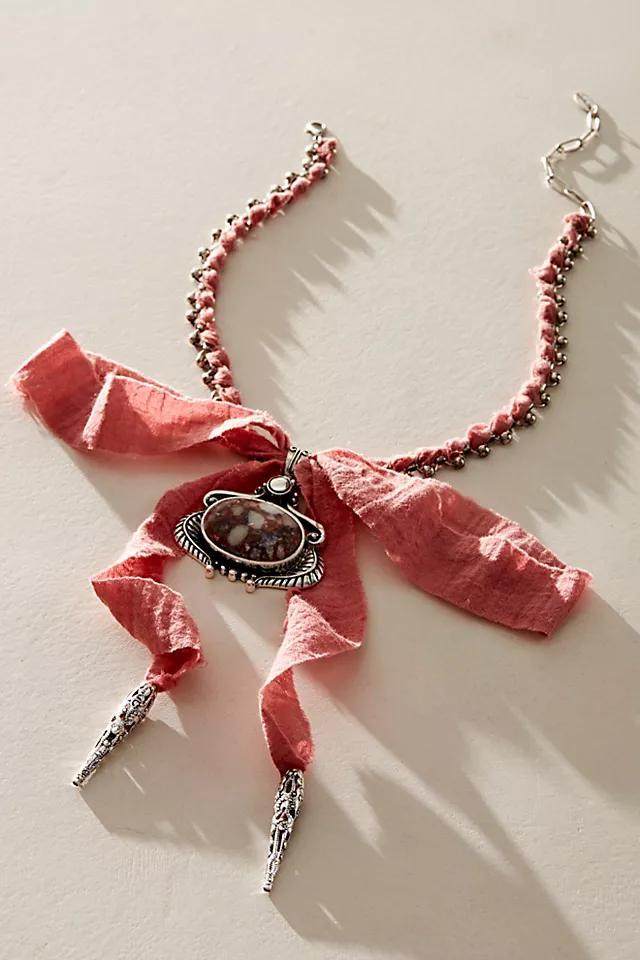 Boca Bow Layer Necklace Product Image