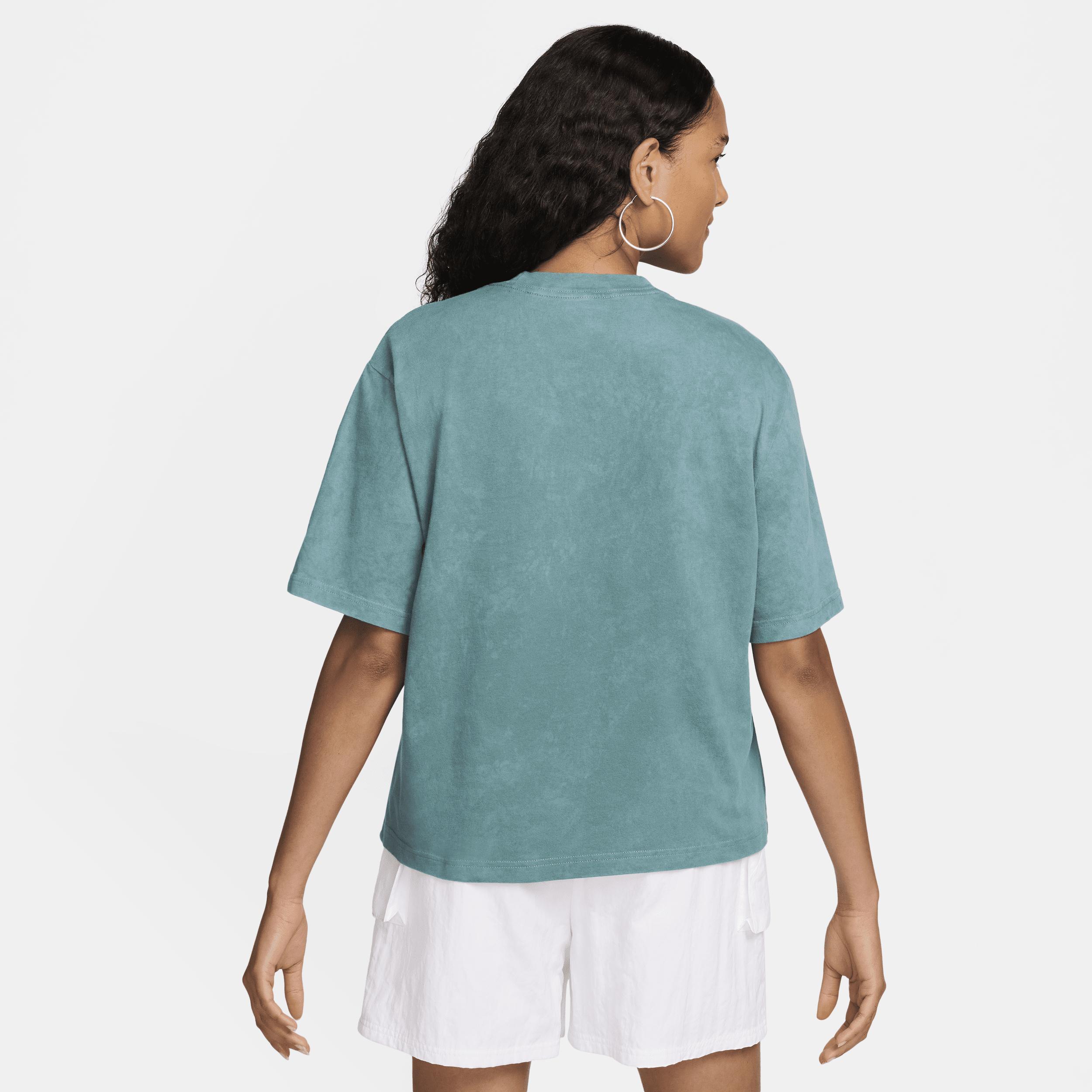 Nike Sportswear Women's T-Shirt Product Image