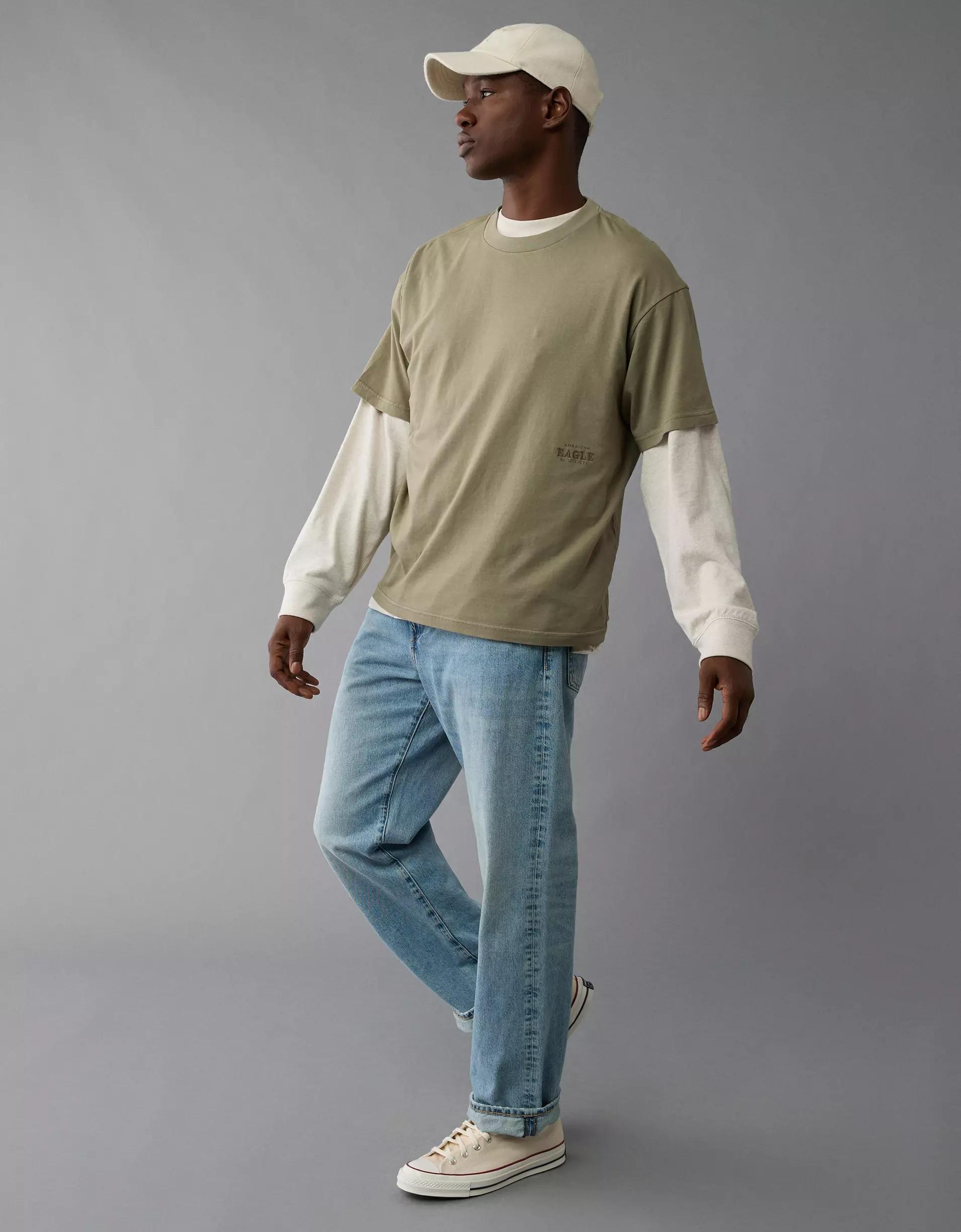 AE Boxy Micro Logo Graphic T-Shirt Product Image