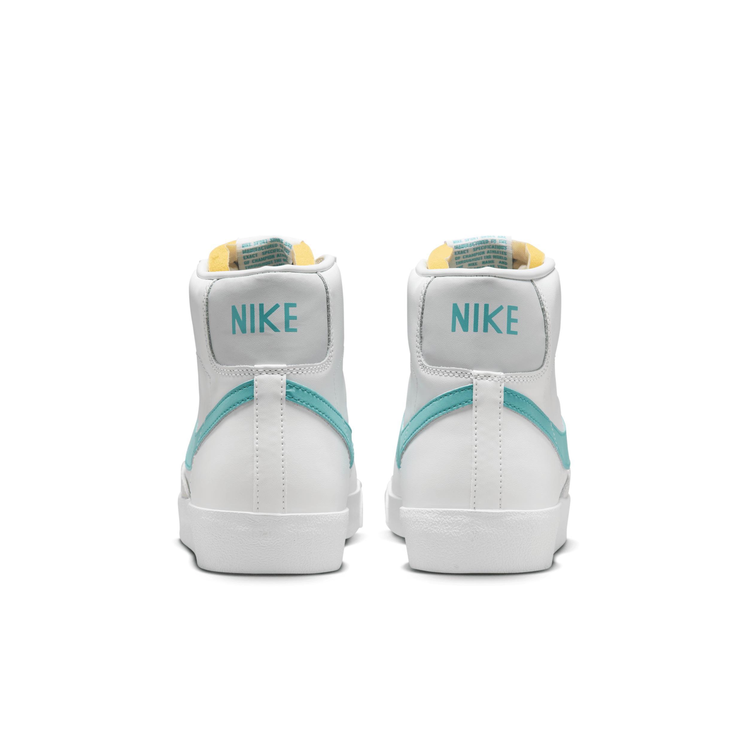 Nike Mens Blazer Mid 77 Vintage Shoes Product Image