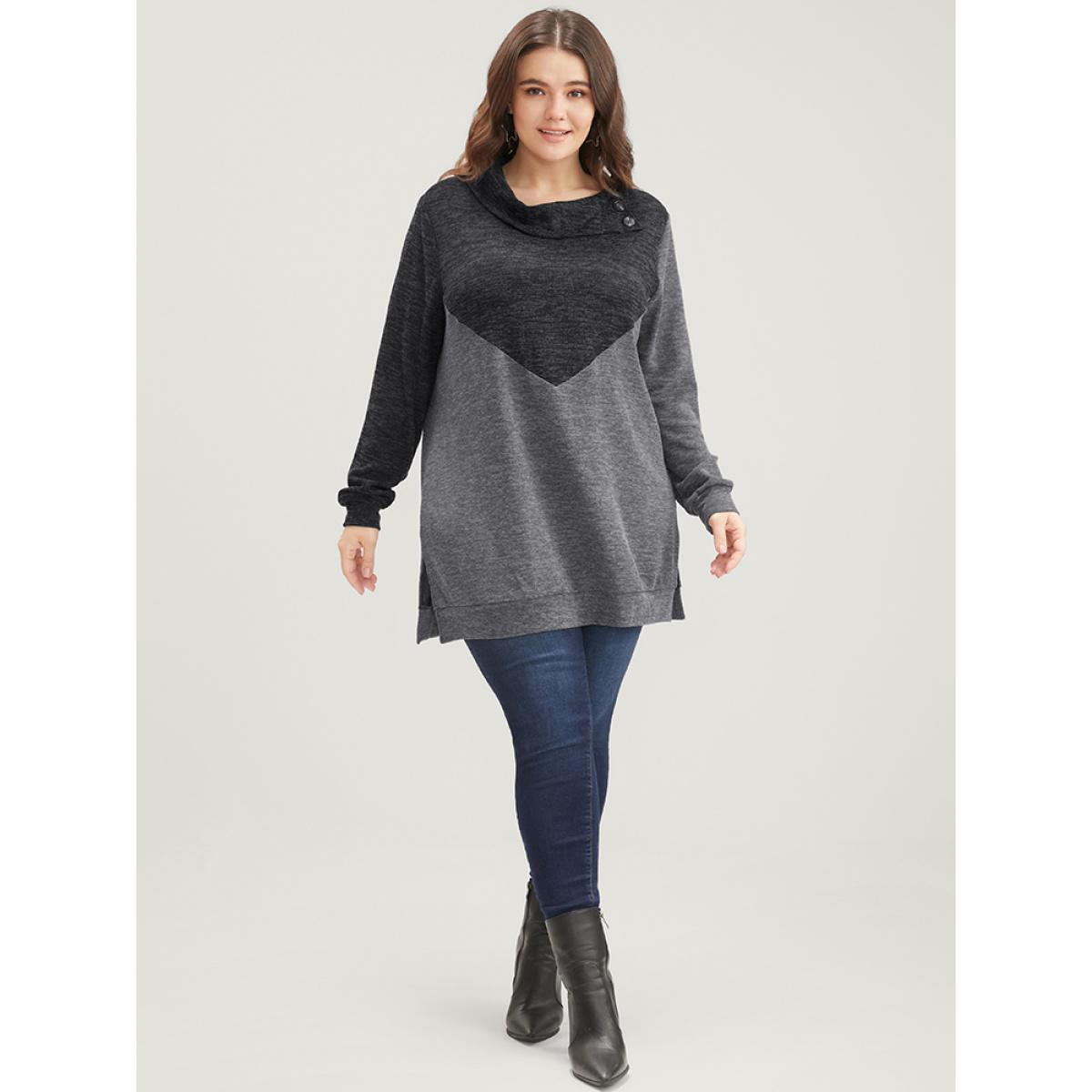 Plus Size Colorblock Contrast Button Detail Split Hem Sweatshirt Women DimGray Casual Overlap Collar Dailywear Sweatshirts BloomChic 28/5X Product Image