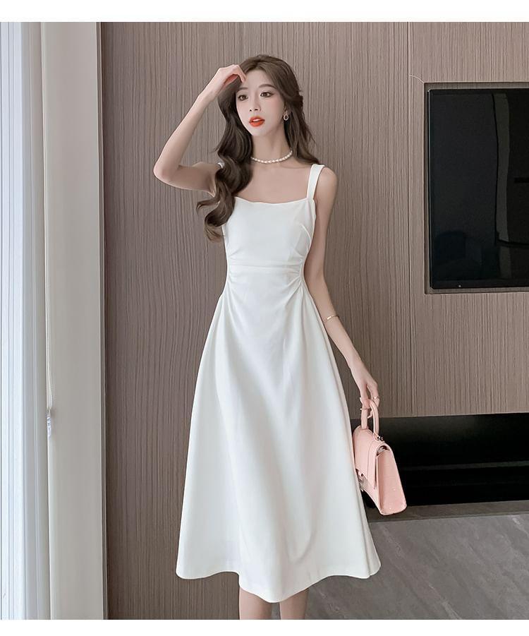 Sleeveless Square Neck Plain Ruched Open Back Midi A-Line Dress Product Image