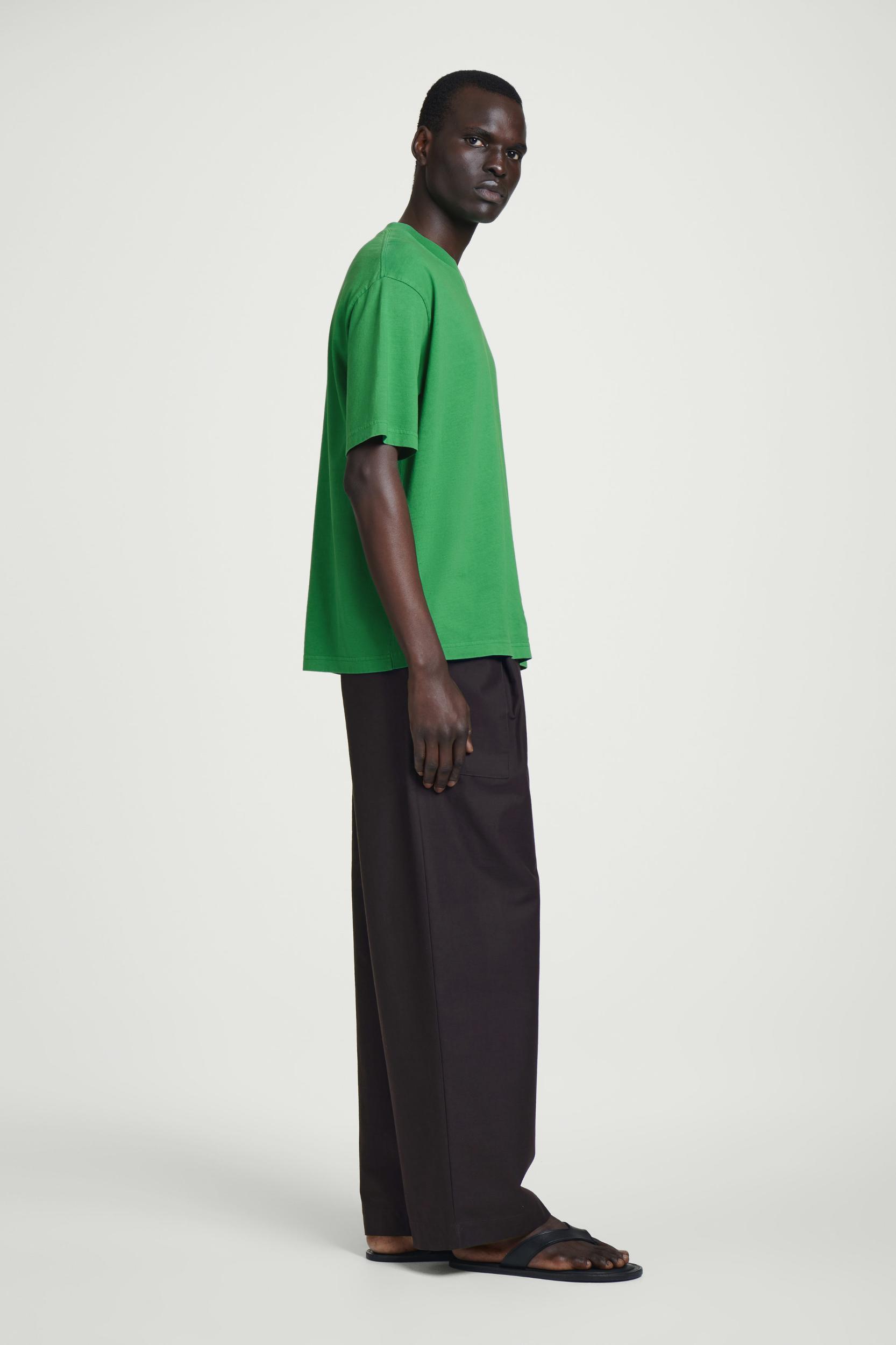 RELAXED LIGHTWEIGHT COTTON TSHIRT Product Image
