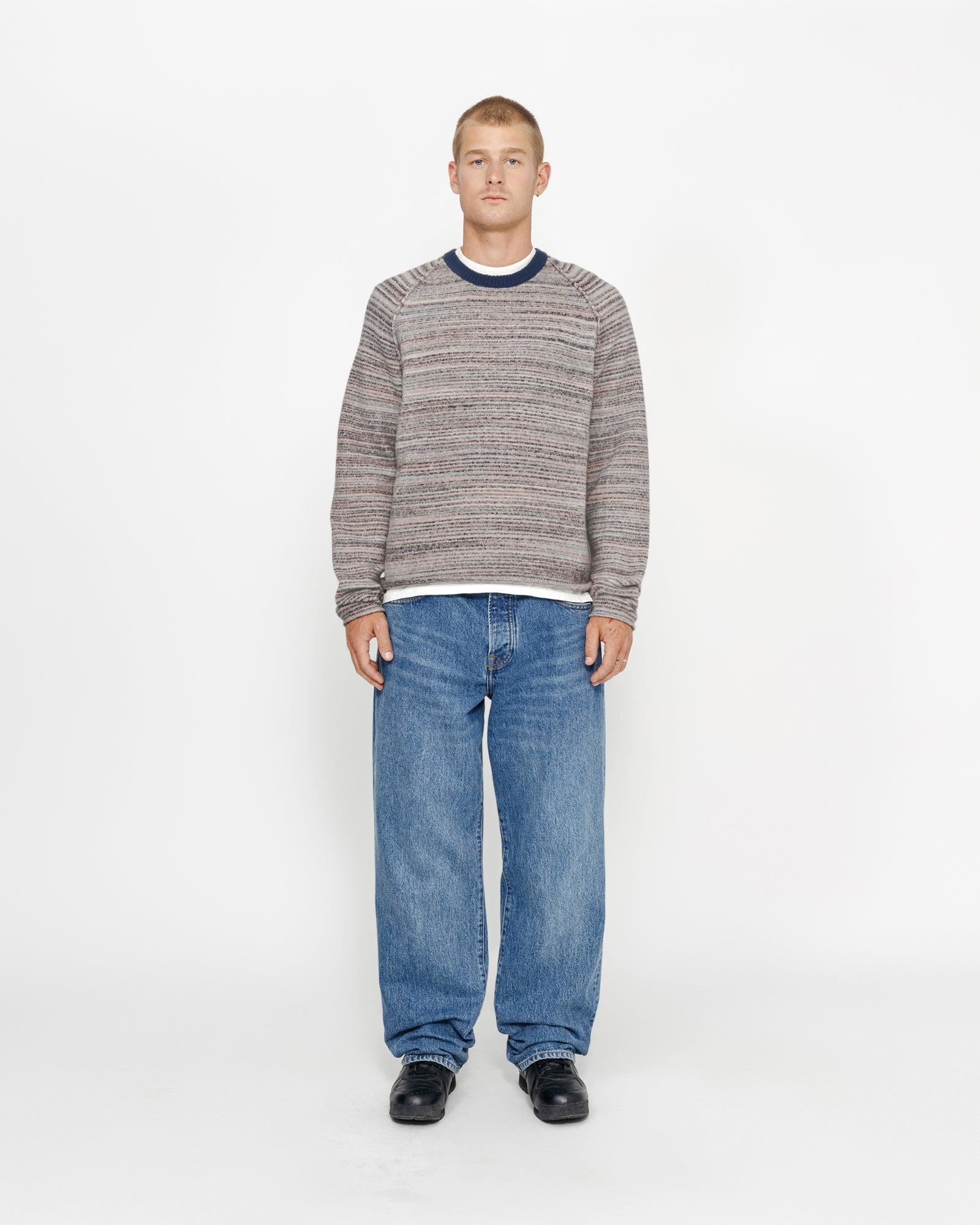 TEXTURED KNIT CONTRAST COLLAR CREW Male Product Image