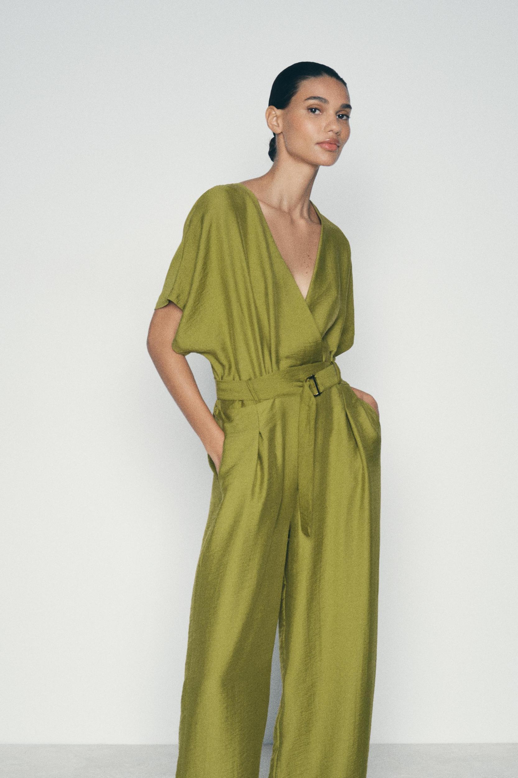 WIDE JUMPSUIT WITH BELT Product Image