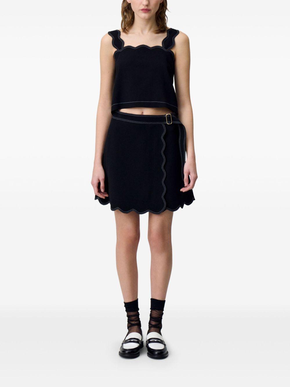 scallop-edge tank top Product Image