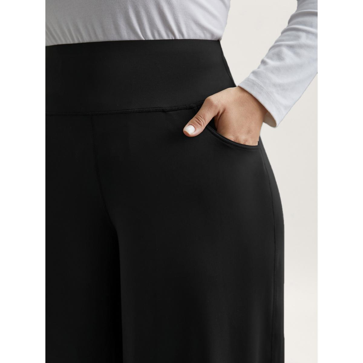 Plus Size Super Stretchy Wide-Leg Casual Pocket Pants Women Black Casual Mid Rise Everyday Pants BloomChic 22-24/3X Product Image