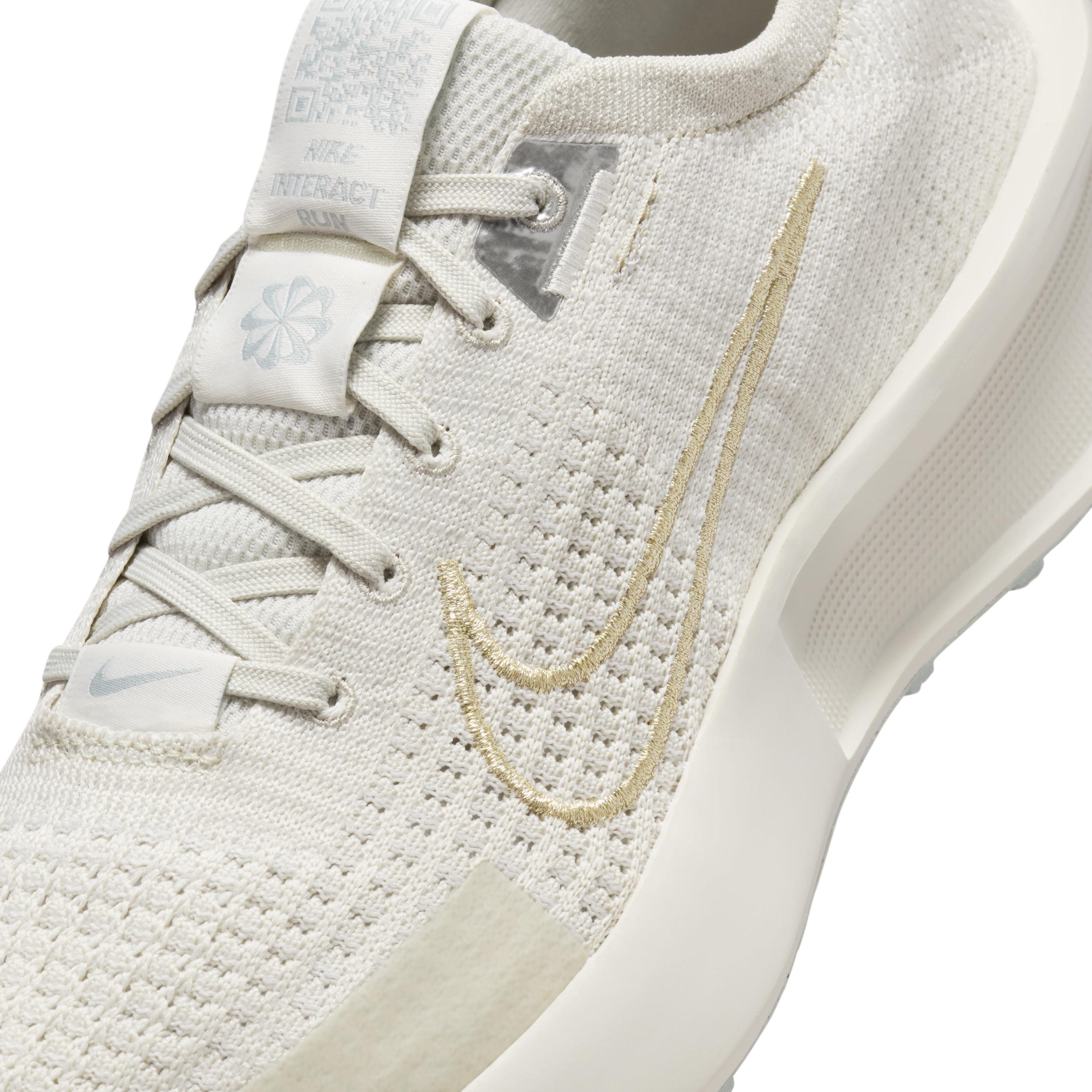 Nike Women's Interact Run Road Running Shoes Product Image
