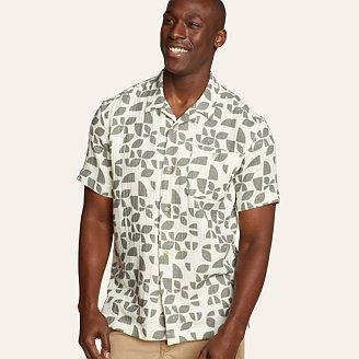 Men's Carry-On Camp Shirt Product Image