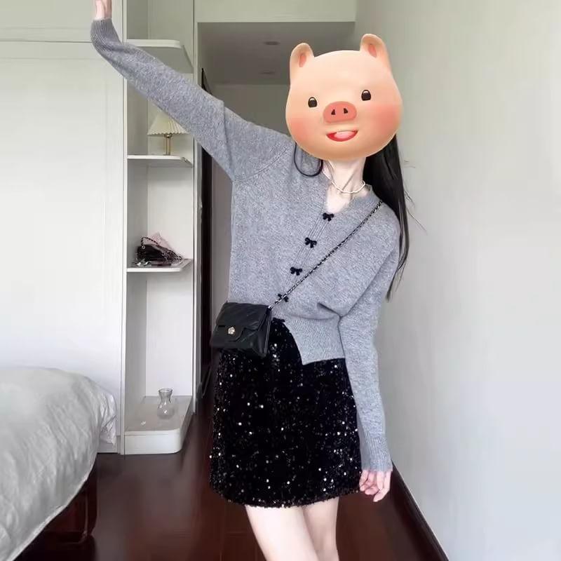 Notch Neck Plain Bow Sweater Product Image
