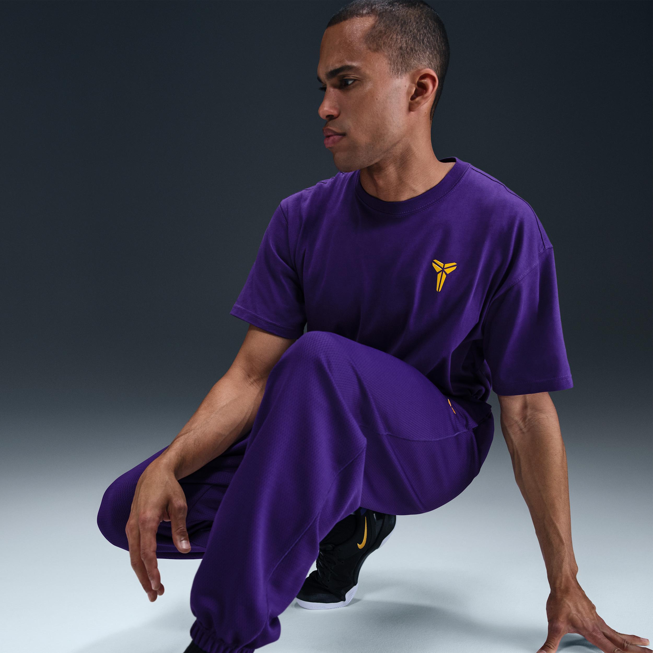 Nike Men's Kobe Therma-FIT Basketball Pants Product Image