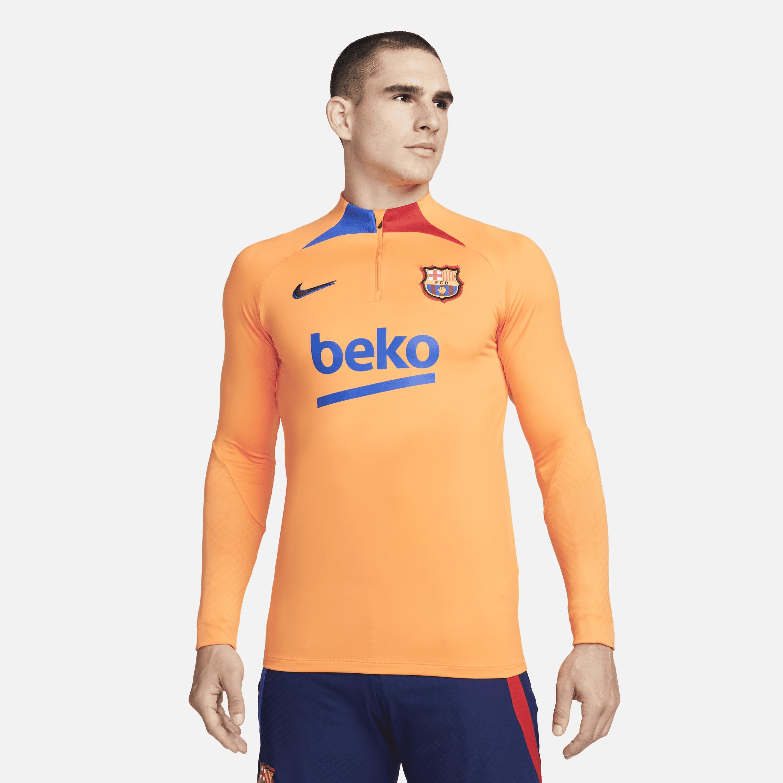 Men's Nike Orange Barcelona 2021/22 Strike Drill Raglan Quarter-Zip Long Sleeve Top, Size: Medium, Bar Orange Product Image