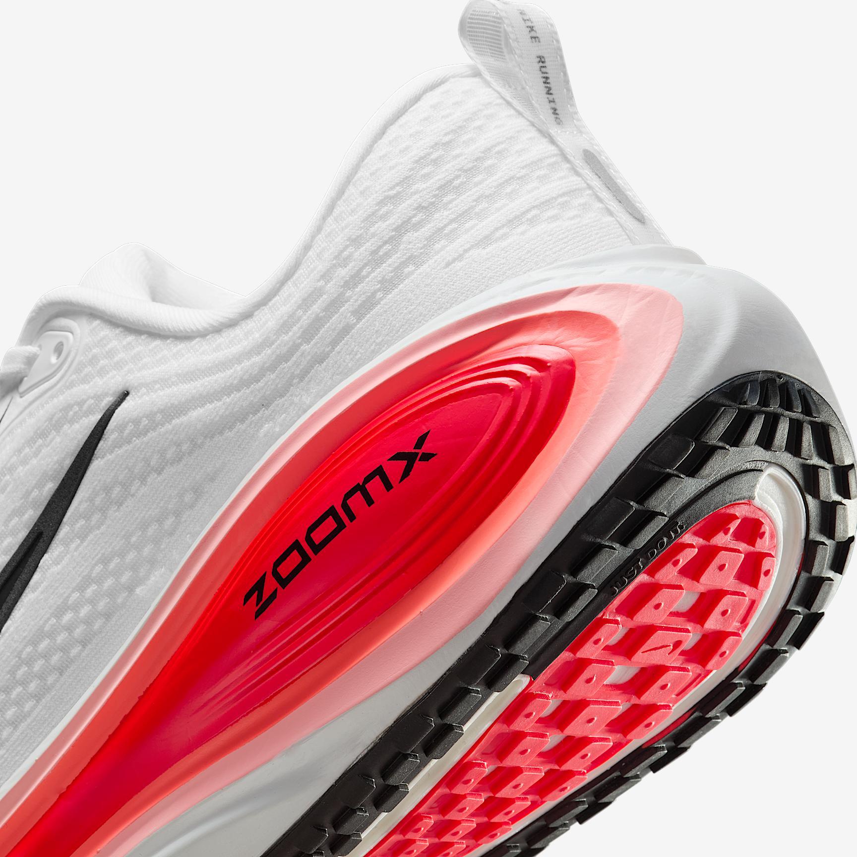 Nike Vomero Plus Men's Road Running Shoes (Extra Wide) Product Image