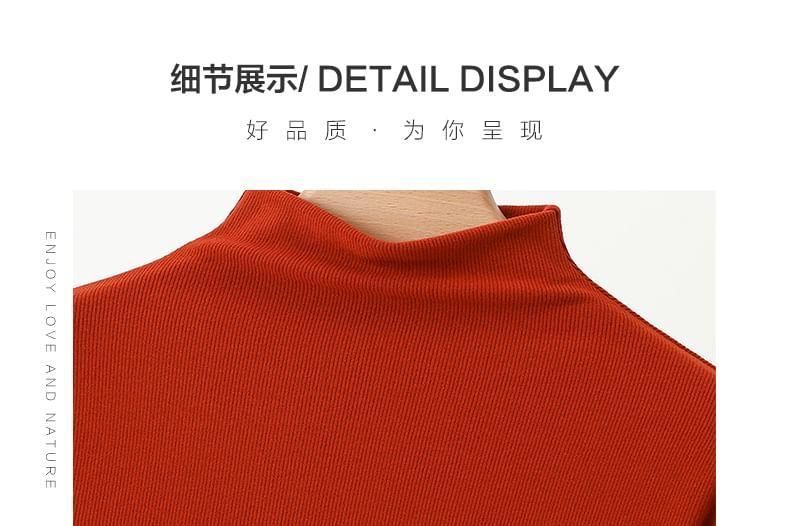 Long-Sleeve Mock Neck Plain Tee Product Image