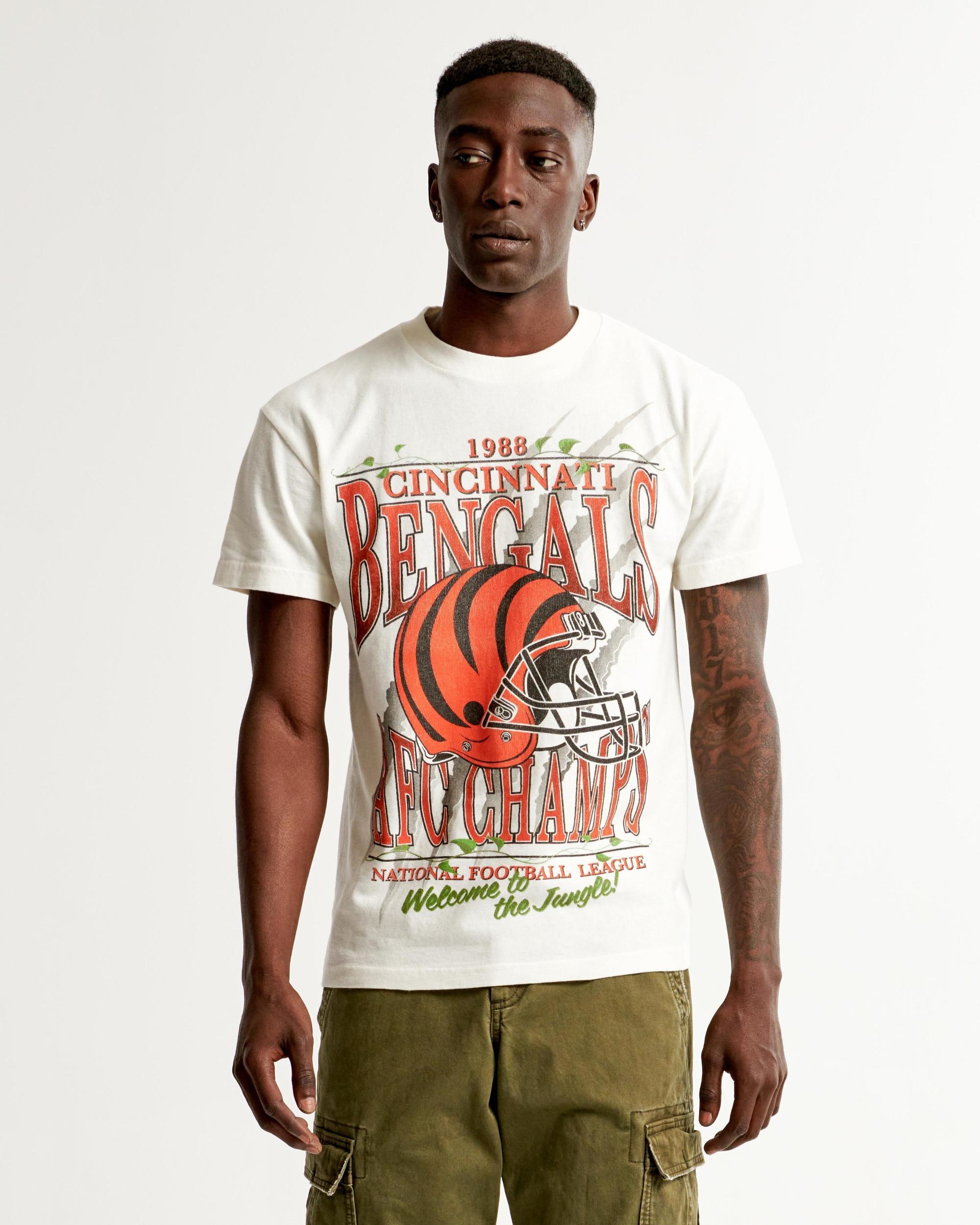 Tampa Bay Buccaneers Graphic Tee Product Image