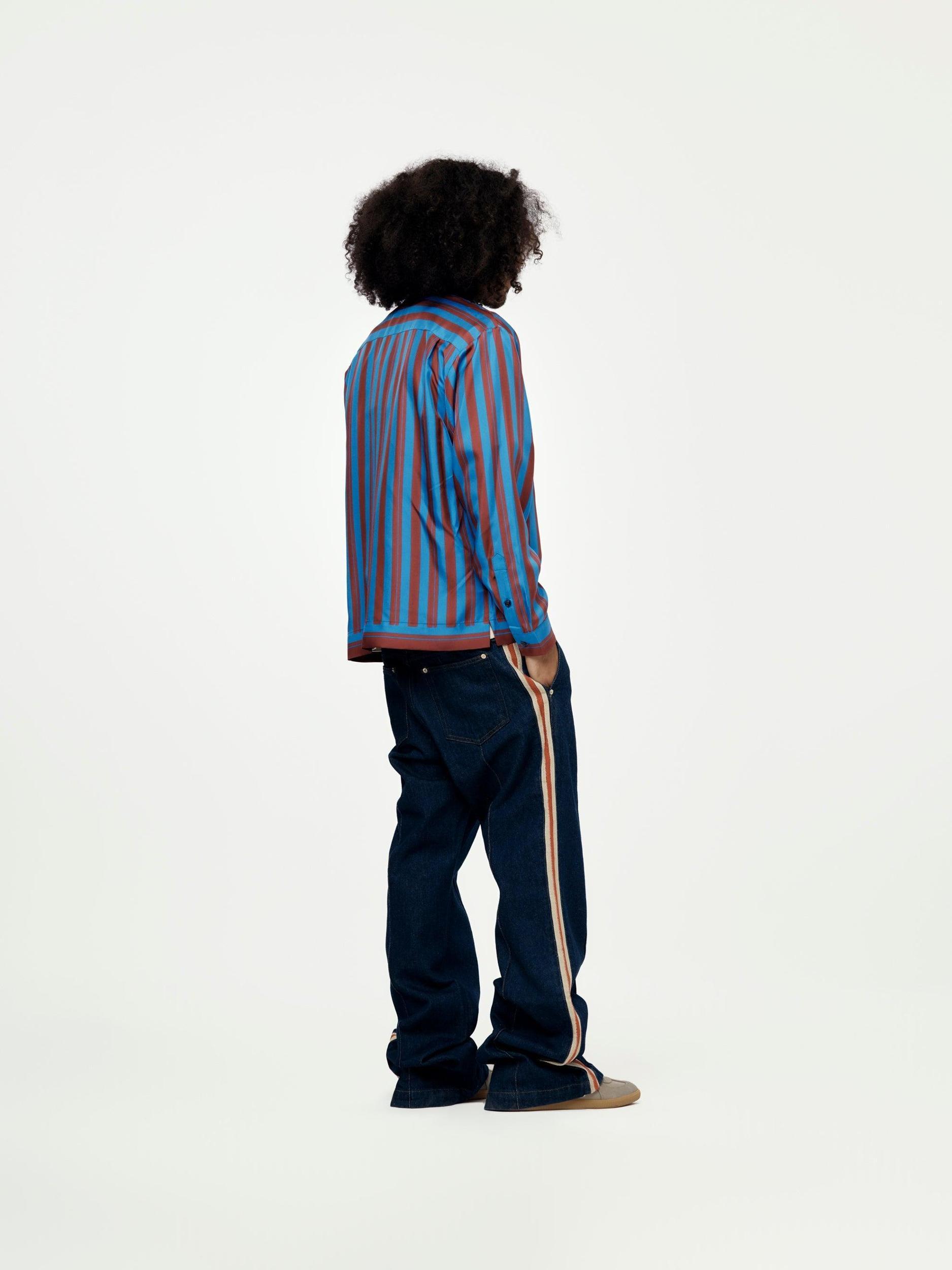 Breeze Zip Shirt (Red/Blue) Product Image