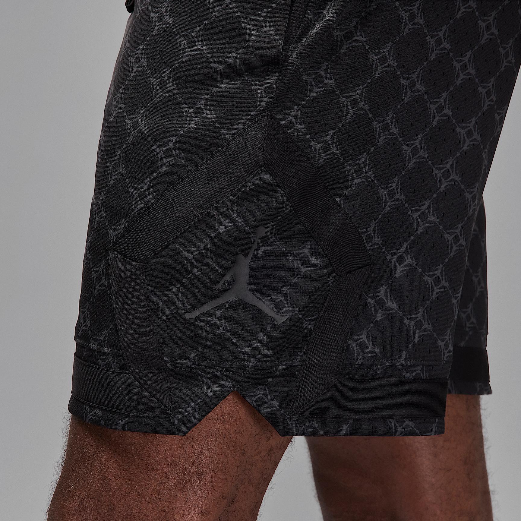 Jordan Sport Men's Dri-FIT Printed Diamond Shorts Product Image