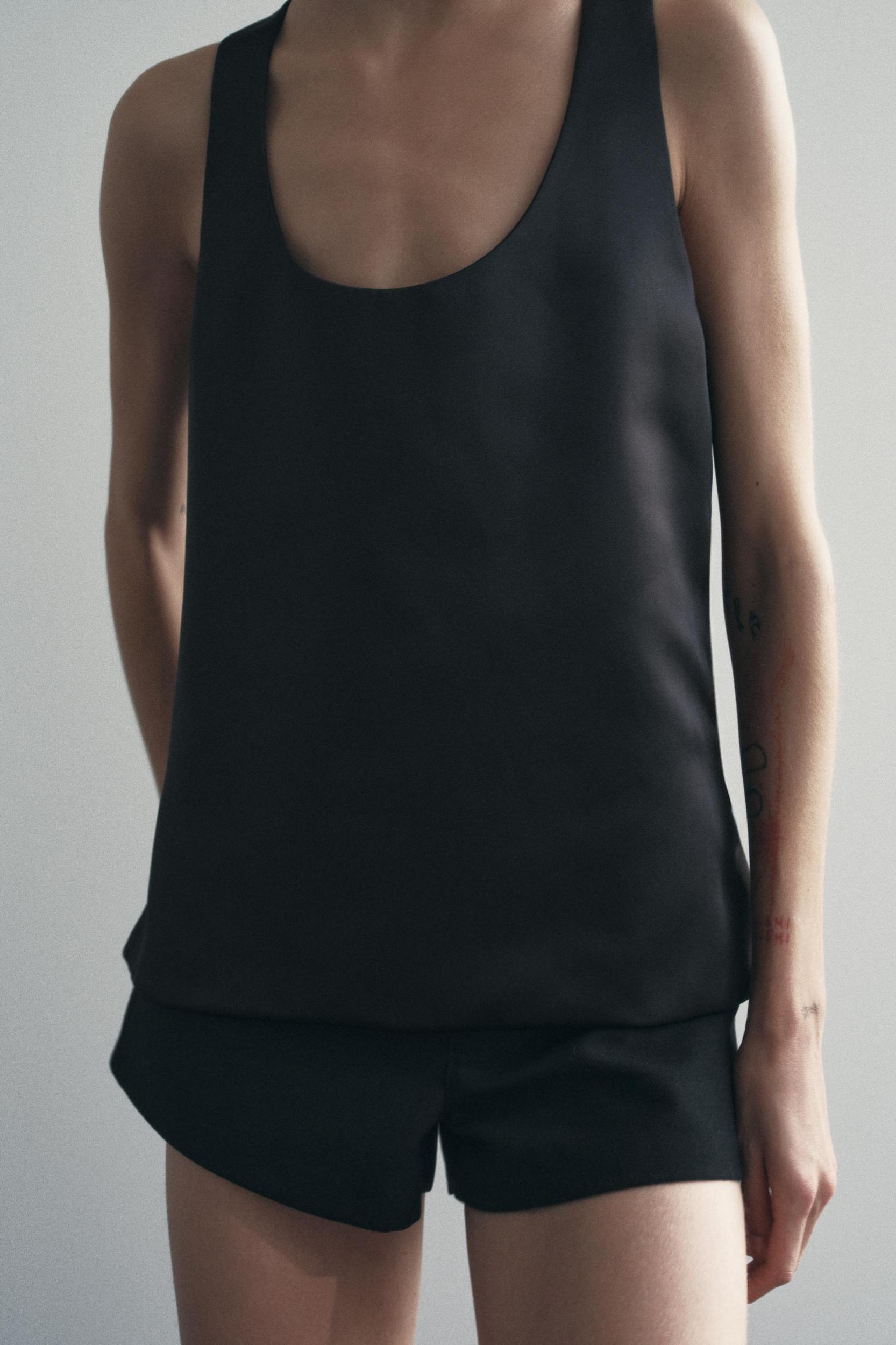 HEAVYWEIGHT SATIN MINIMALIST TOP Product Image