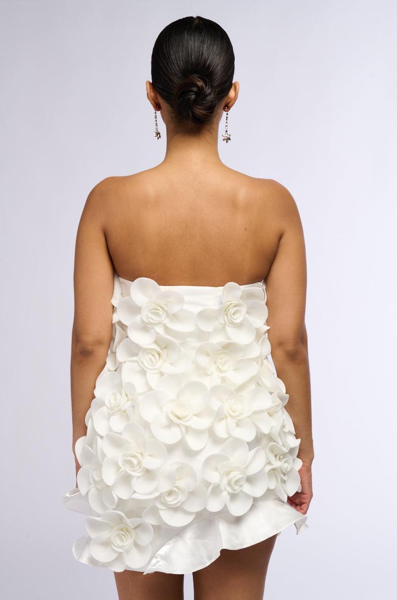 SHES A MASTERPIECE FLORAL MINI DRESS Product Image