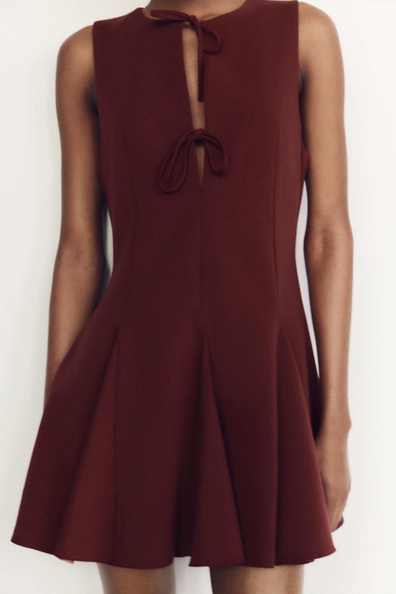 GODET BOW SHORT DRESS Product Image