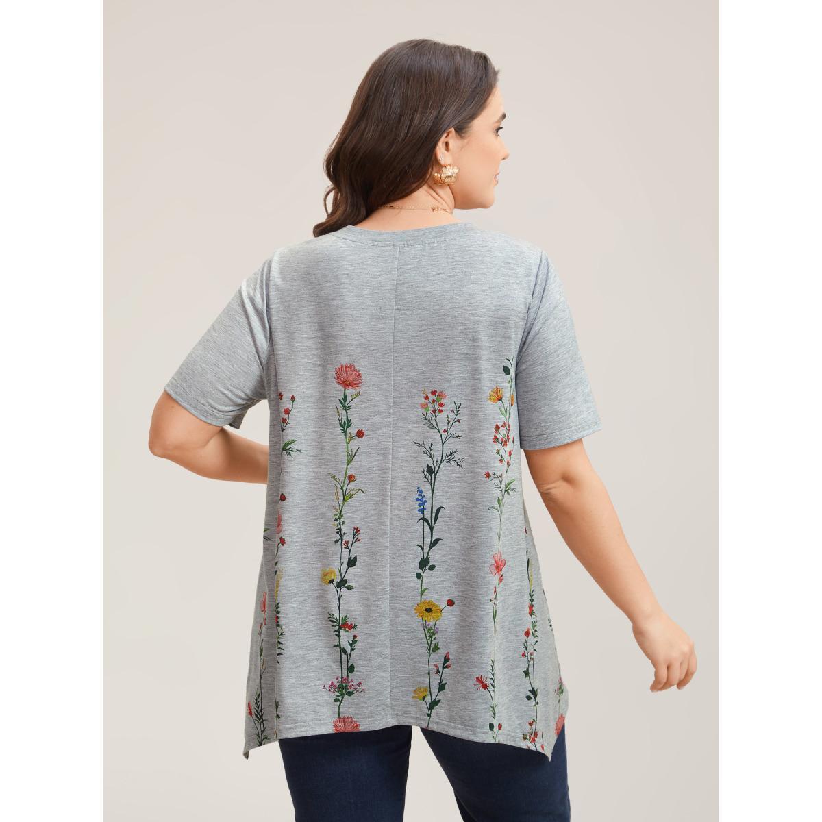 Plus Size Stretchy Hi-Low Hem Floral T-Shirt LightGray Women Elegant Asymmetrical Natural Flowers Round Neck Loose Everyday T-shirts BloomChic 22-24/3X Product Image