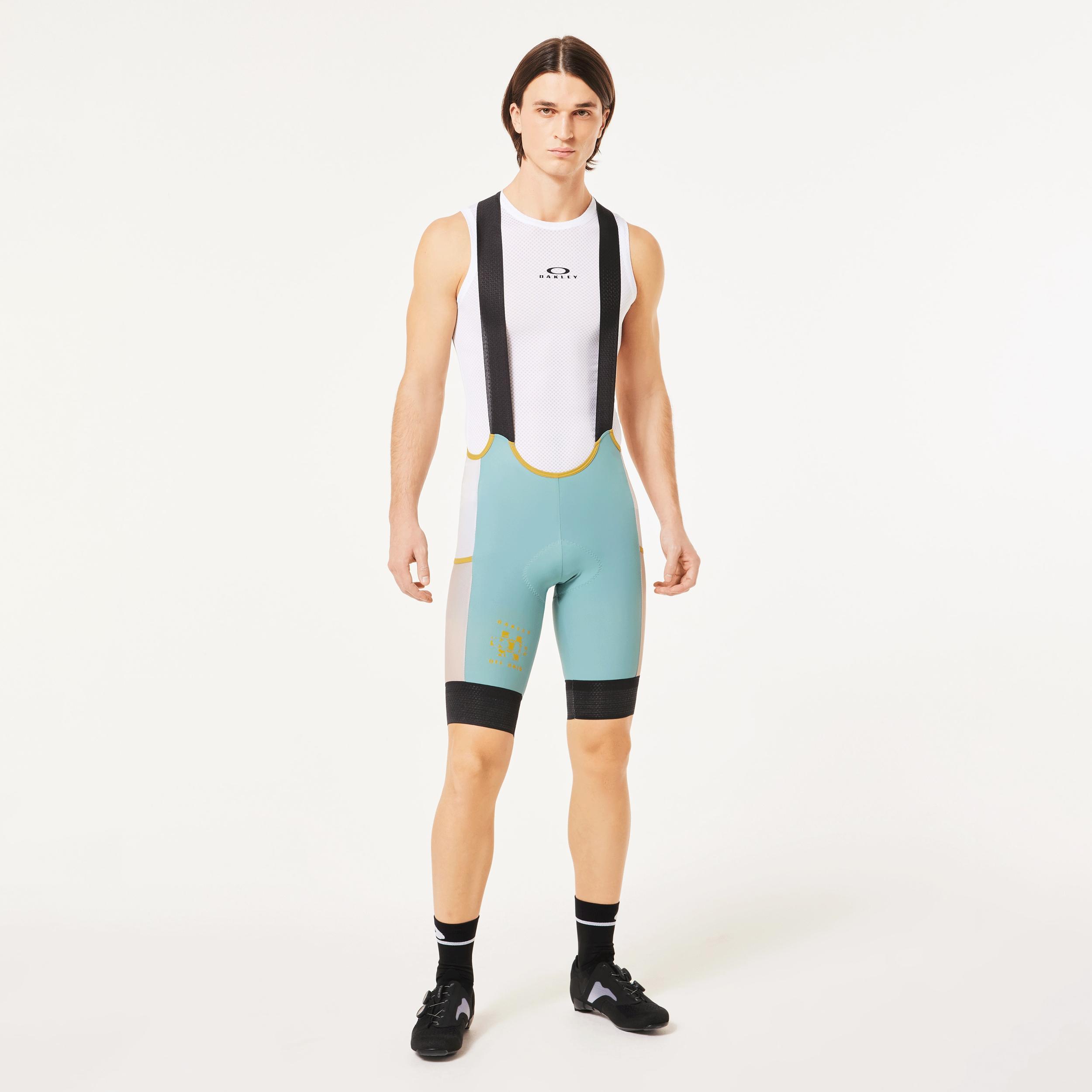 Oakley Men's Off Grid Cargo Bib Short 2.0 Size: M Product Image