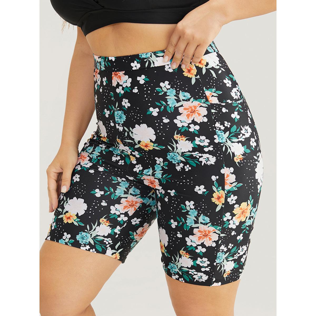 Plus Size High Waist Pocket Side Swim Shorts Women's Swimwear BlackFlower Beach Plain High stretch Skinny High Rise Curve Swim Bottoms BloomChic 30/6X Product Image