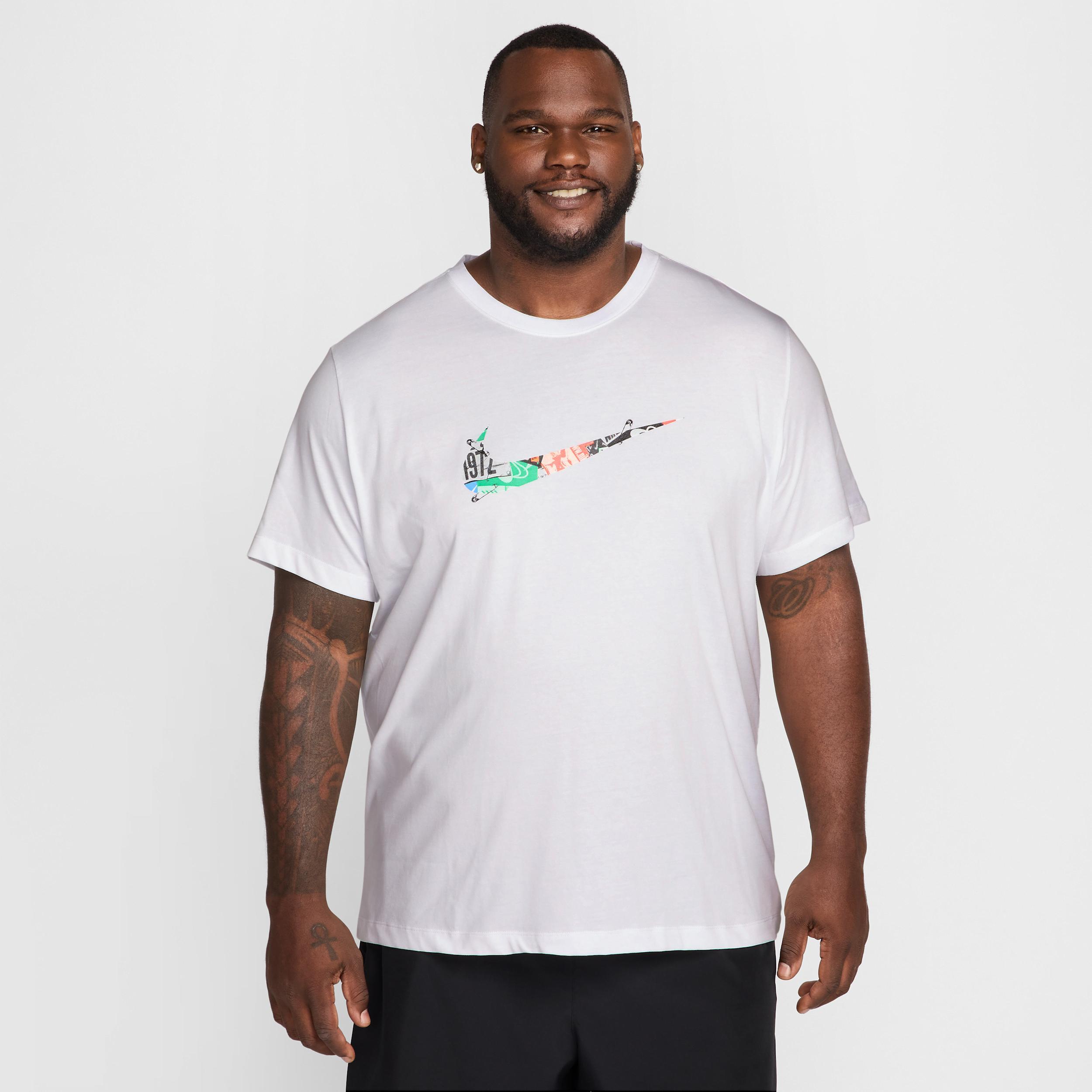 Nike Men's Dri-FIT Running T-Shirt Product Image