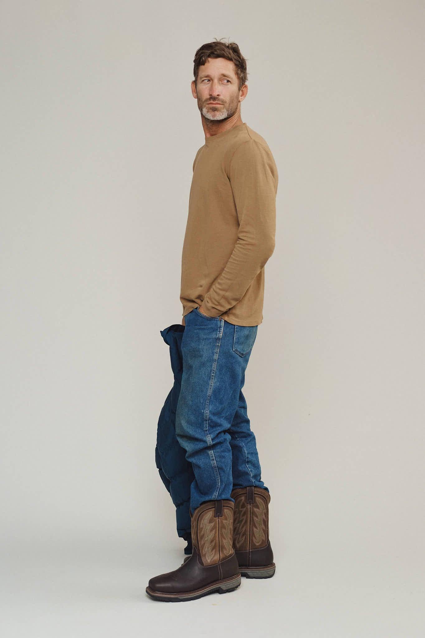 Logan Long Sleeve Tee Male Product Image