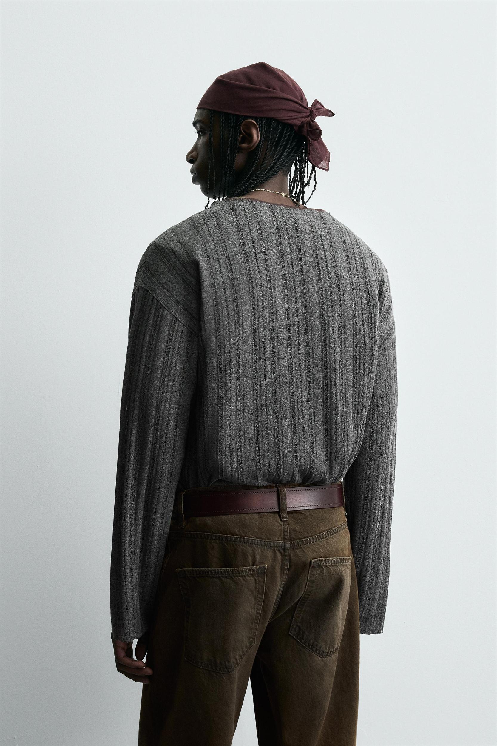OPEN KNIT T-SHIRT Product Image