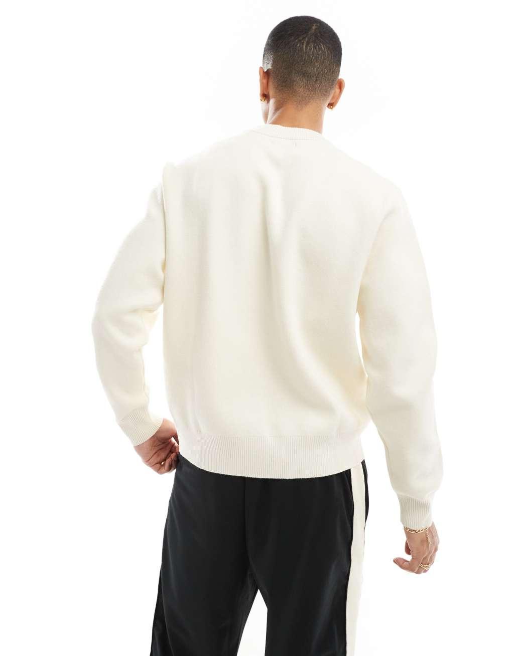 Jack & Jones oversized sweater in cream Product Image