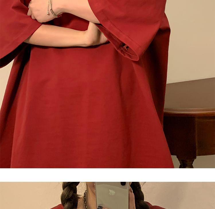 Elbow Sleeve Oversized Plain T-Shirt Product Image