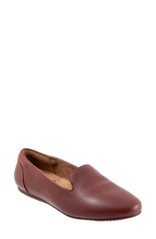 SoftWalk Shelby Leather Slip Product Image