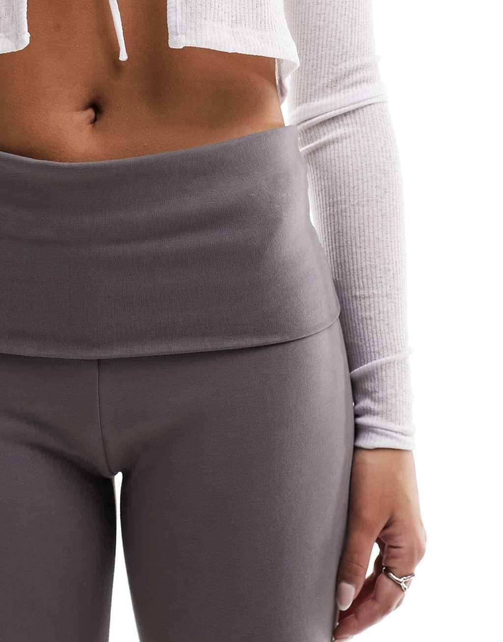 Stradivarius flare leggings with fold over waist Product Image