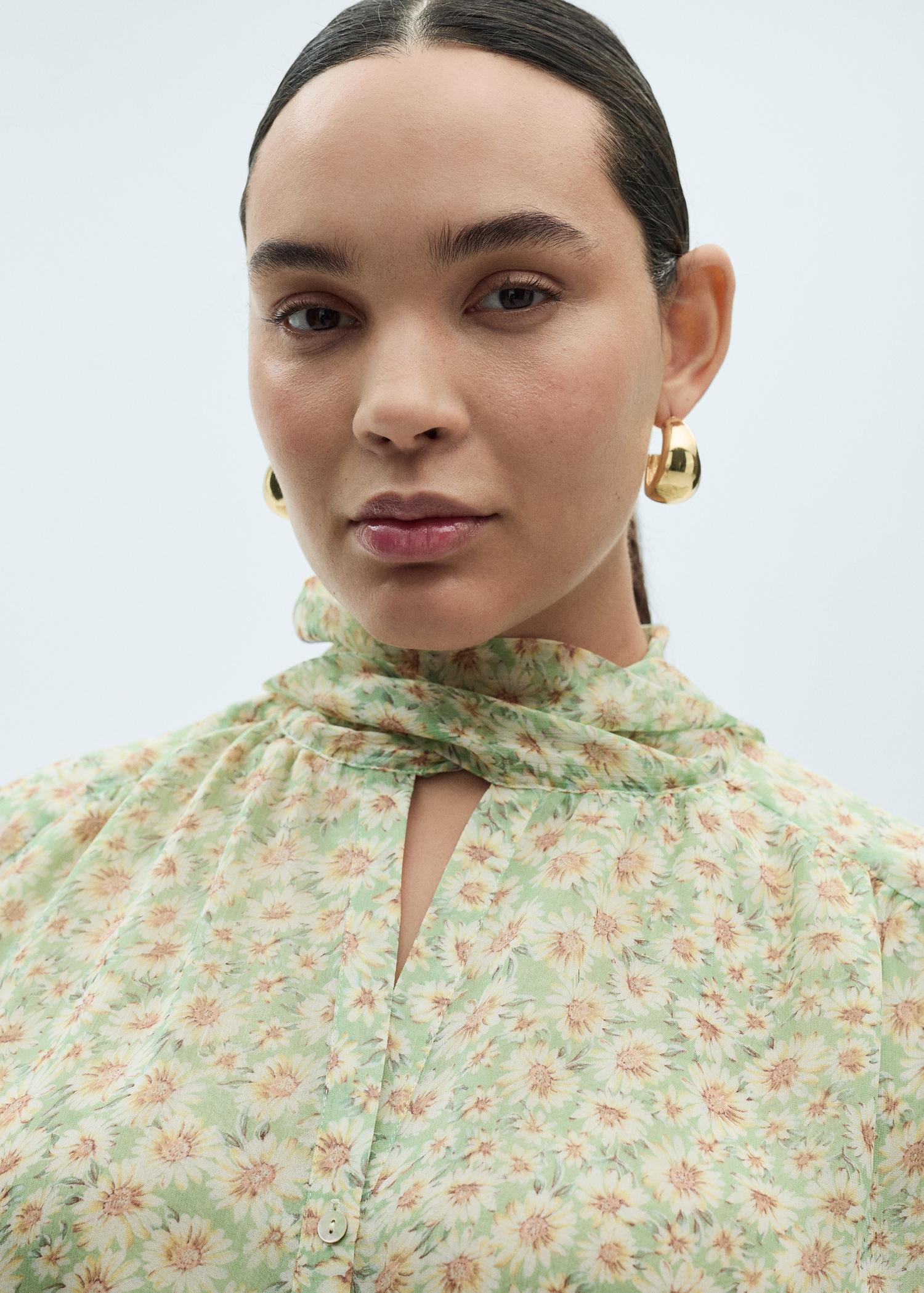 Floral tie blouse - Women | MANGO USA Product Image