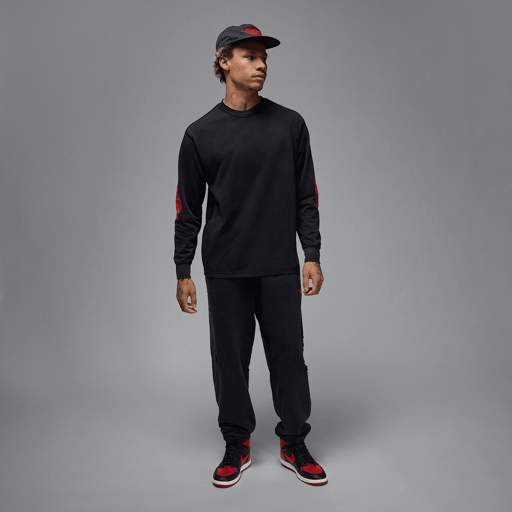 Men's Jordan Rare Air Long-Sleeve T-Shirt Product Image