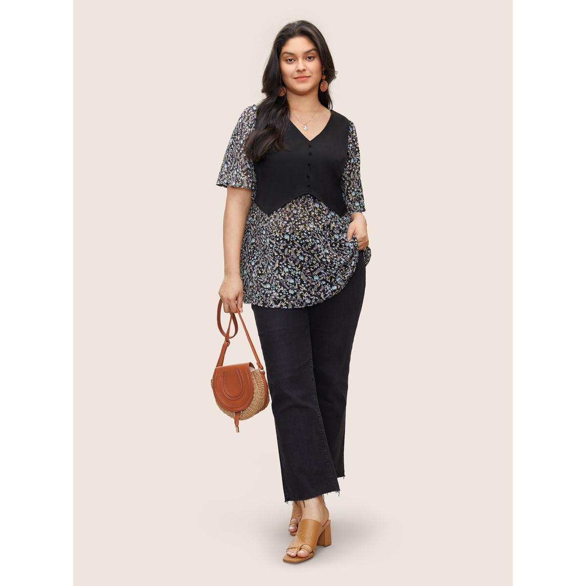 Plus Size Black Ditsy Floral Patchwork Button Detail Blouse Women Resort Short sleeve V-neck Vacation Blouses BloomChic 30/6X Product Image