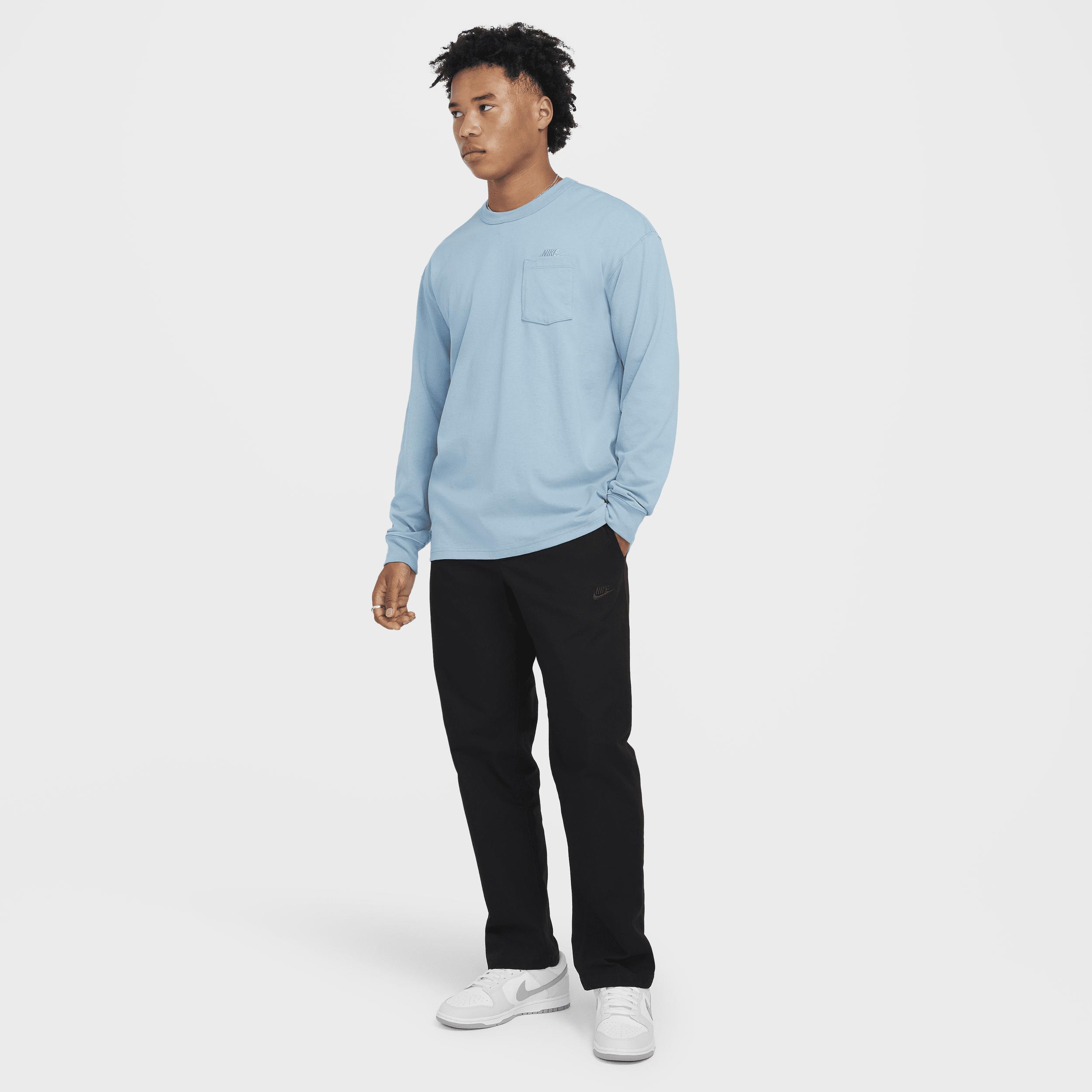 Nike Sportswear Premium Essentials Men's Long-Sleeve Pocket T-Shirt Product Image