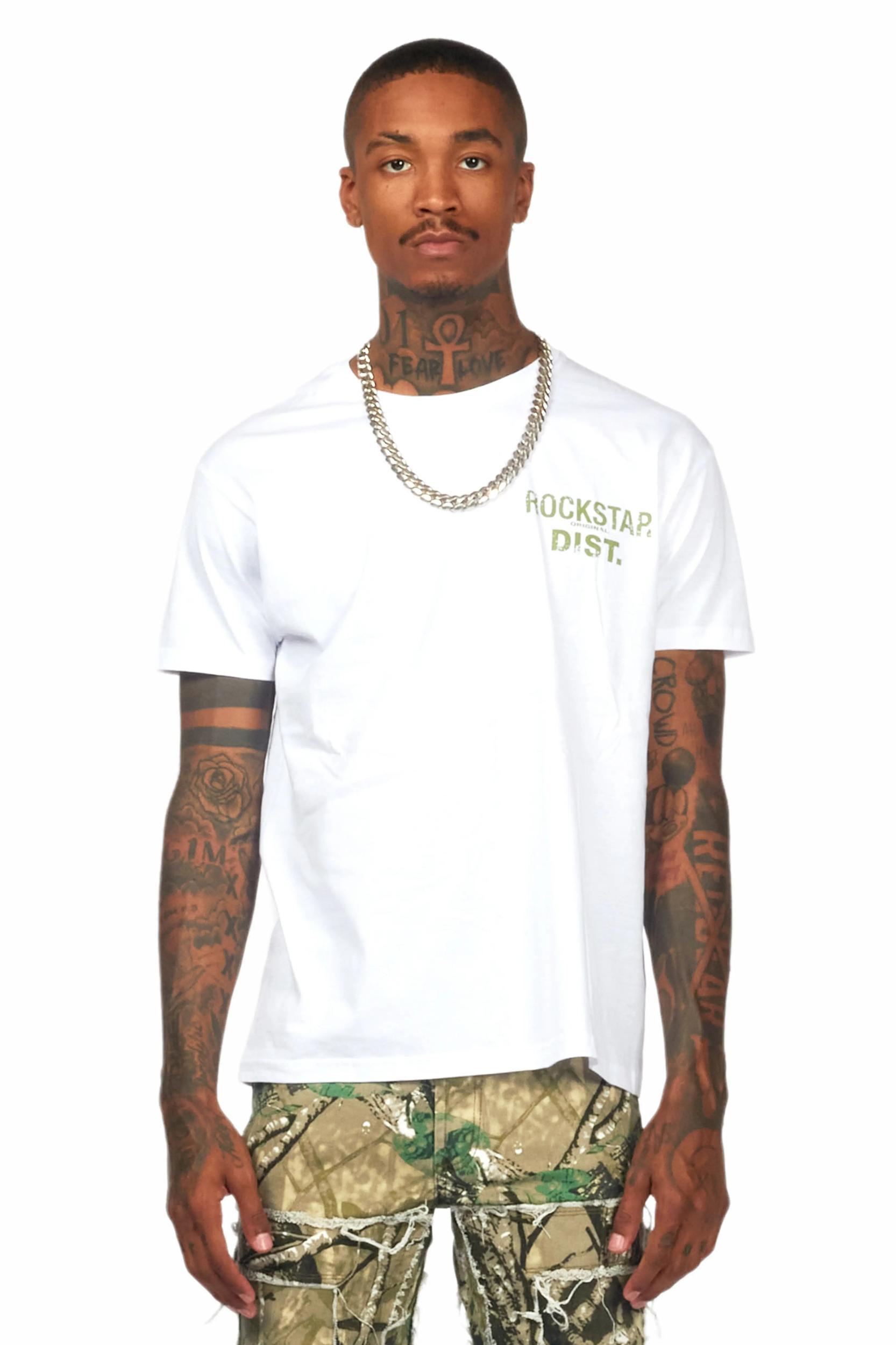 Lake White/Green Graphic T-Shirt Male Product Image