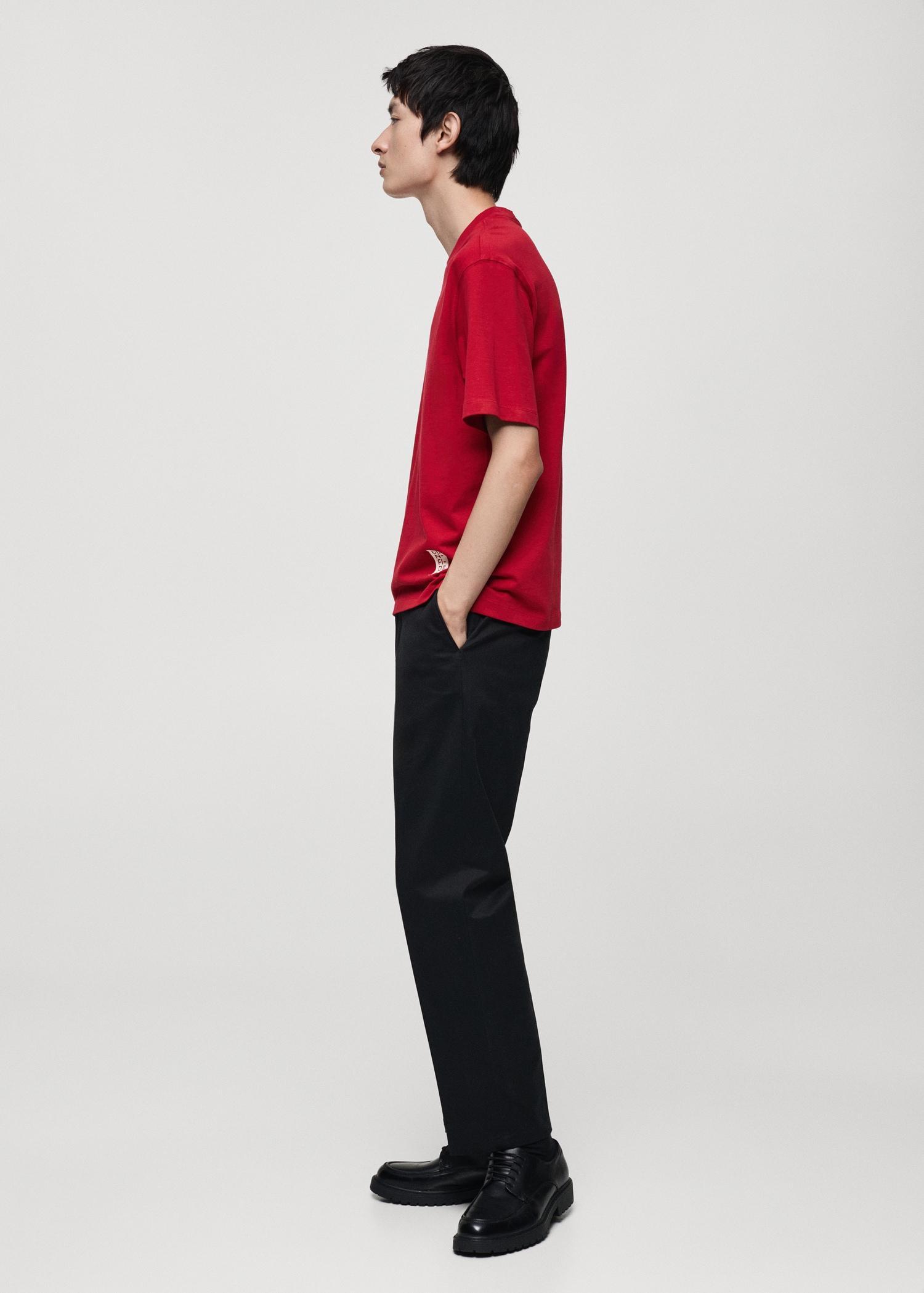 100% cotton t-shirt with printed text - Men | MANGO USA Product Image