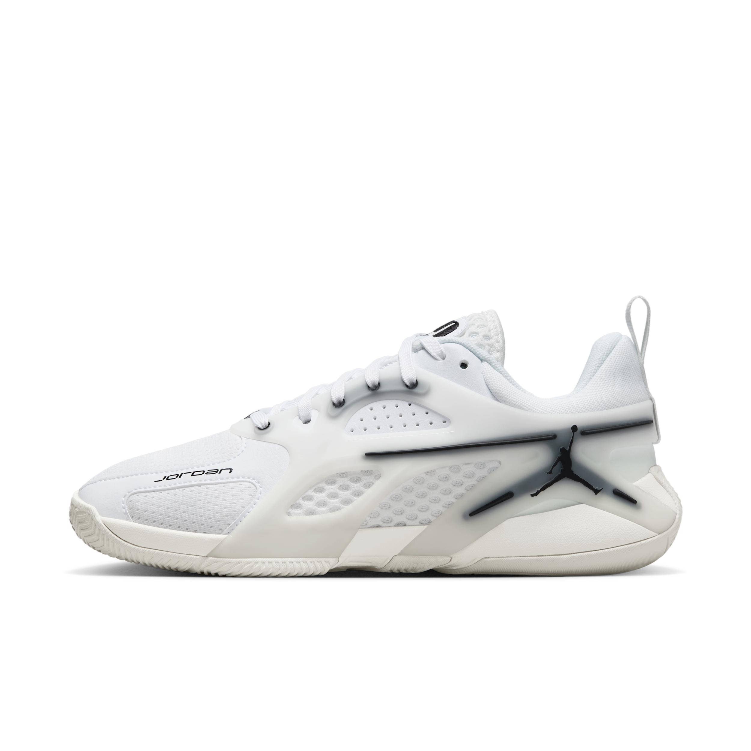 Women's Jordan Heir Series "Triple White" Basketball Shoes Product Image